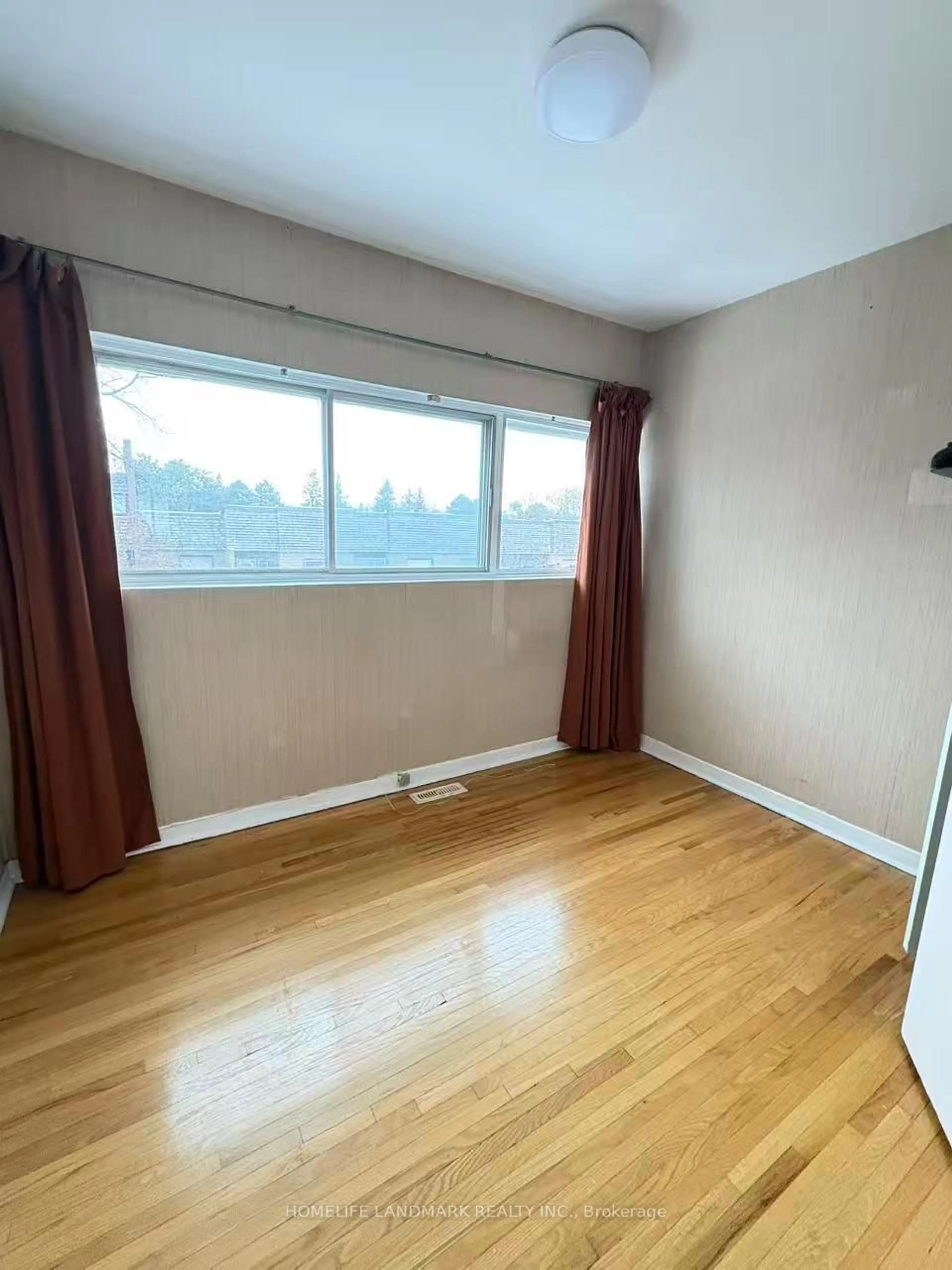 A pic of a room for 86 CASTLEBURY Cres #14, Toronto Ontario M2H 1W8