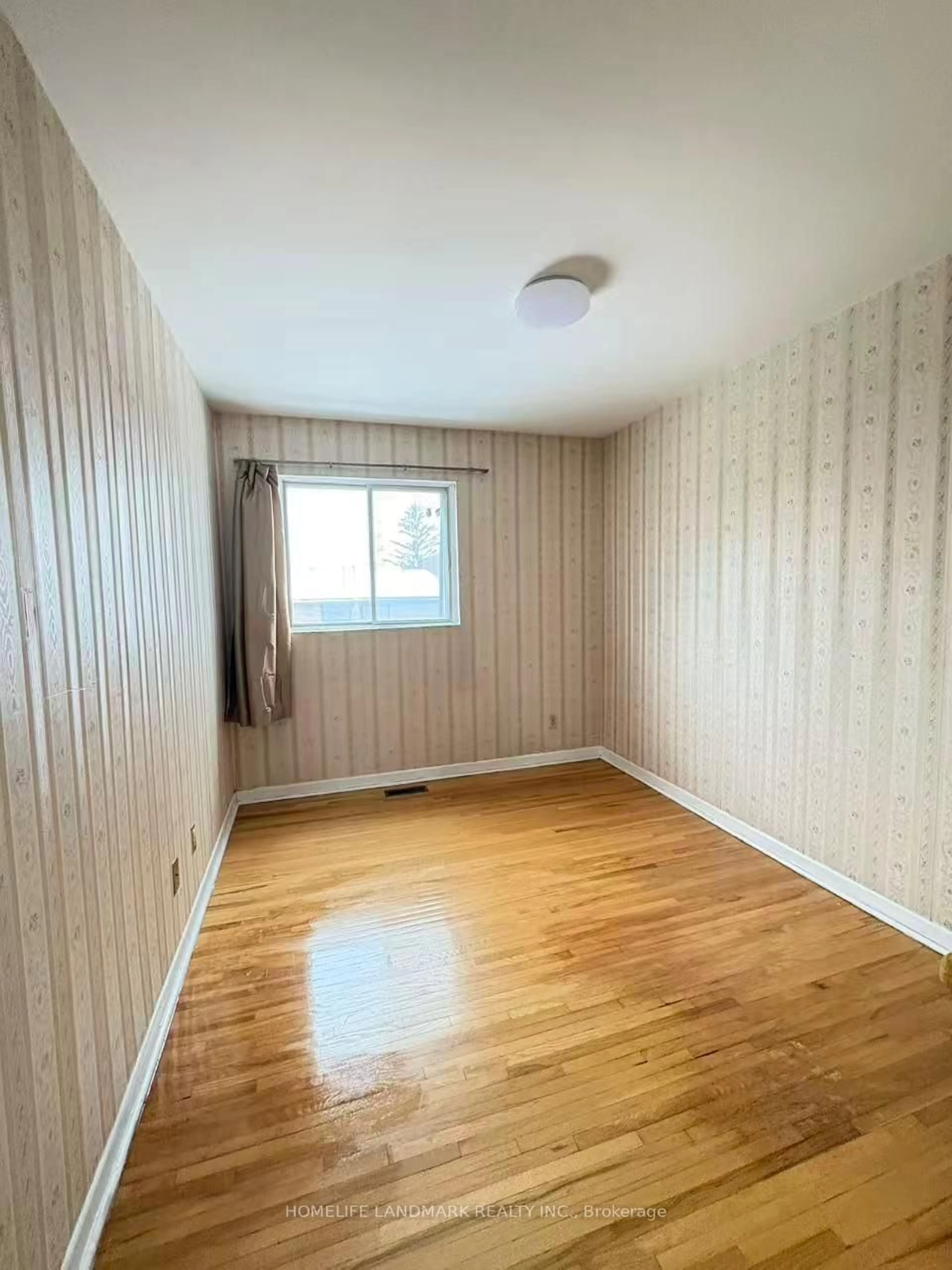 A pic of a room for 86 CASTLEBURY Cres #14, Toronto Ontario M2H 1W8