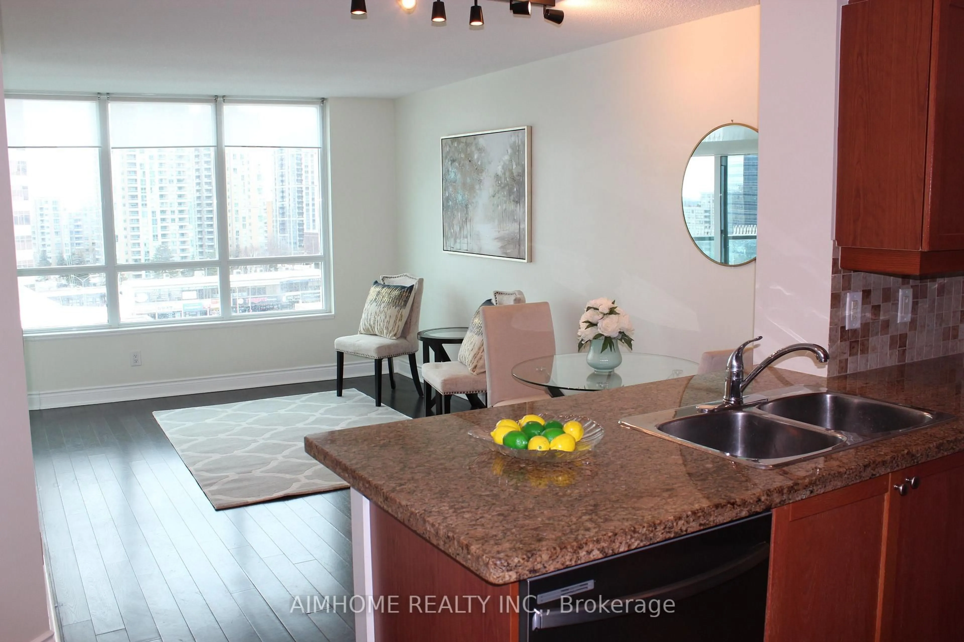 Open concept kitchen, unknown for 25 Greenview Ave #1023, Toronto Ontario M2M 0A5
