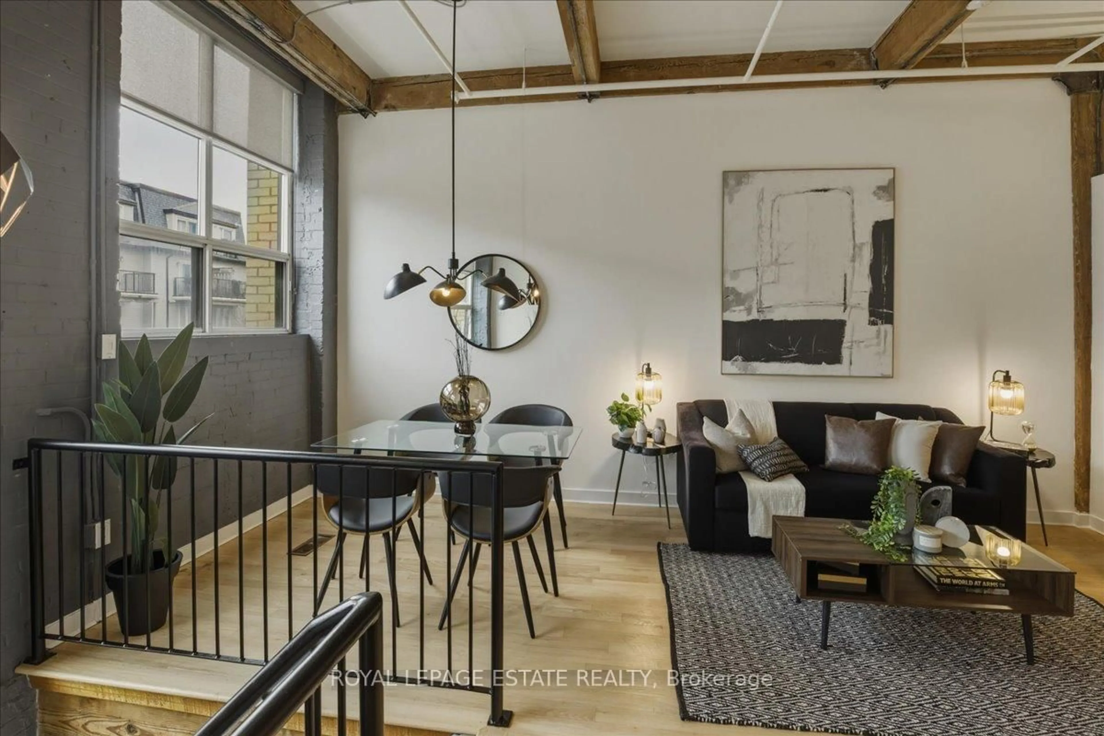 Unknown for 284 St Helen's Ave #105, Toronto Ontario M6H 4A4