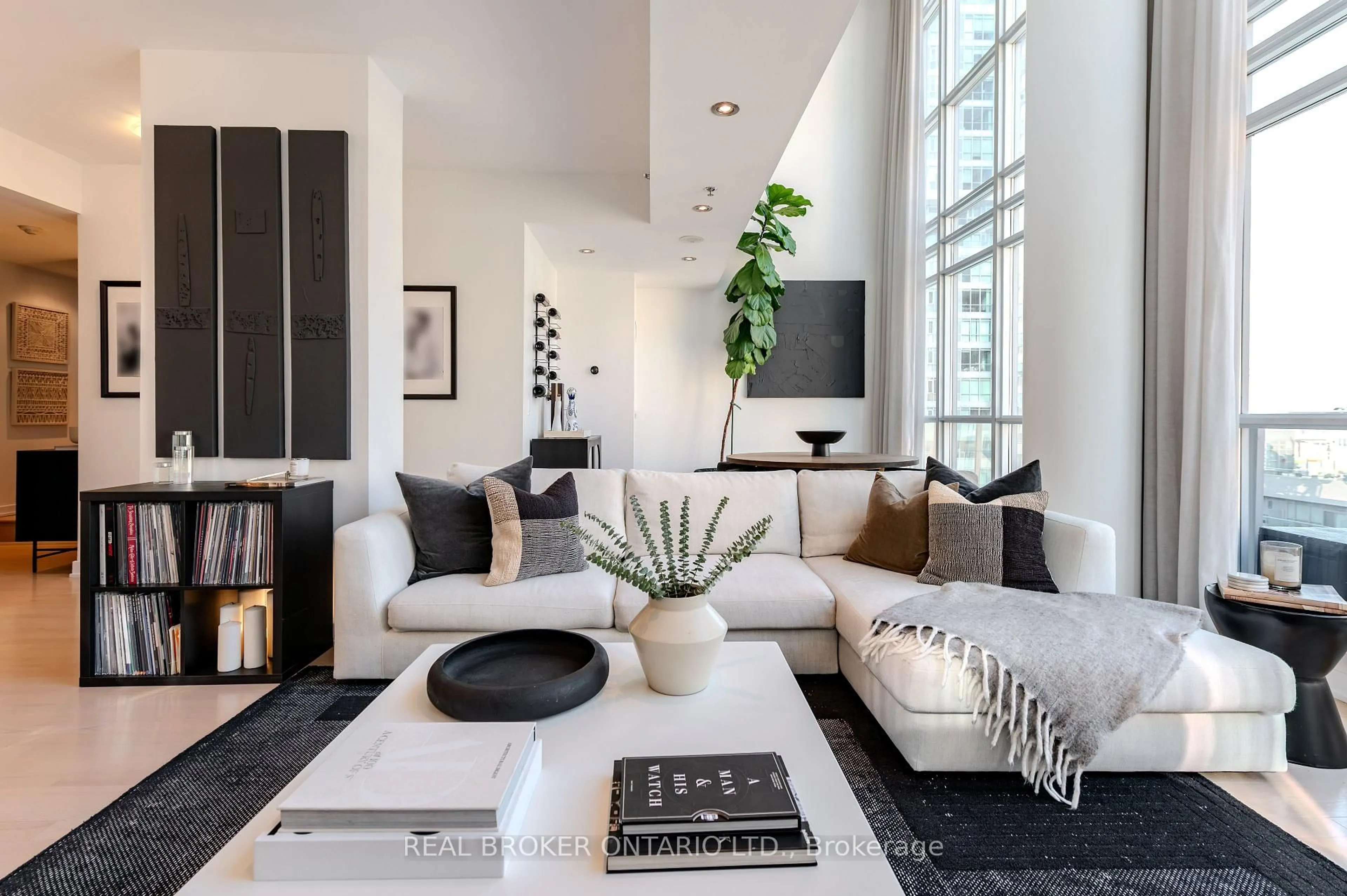 Living room with furniture, unknown for 21 Nelson St #Lph22, Toronto Ontario M5V 1T8