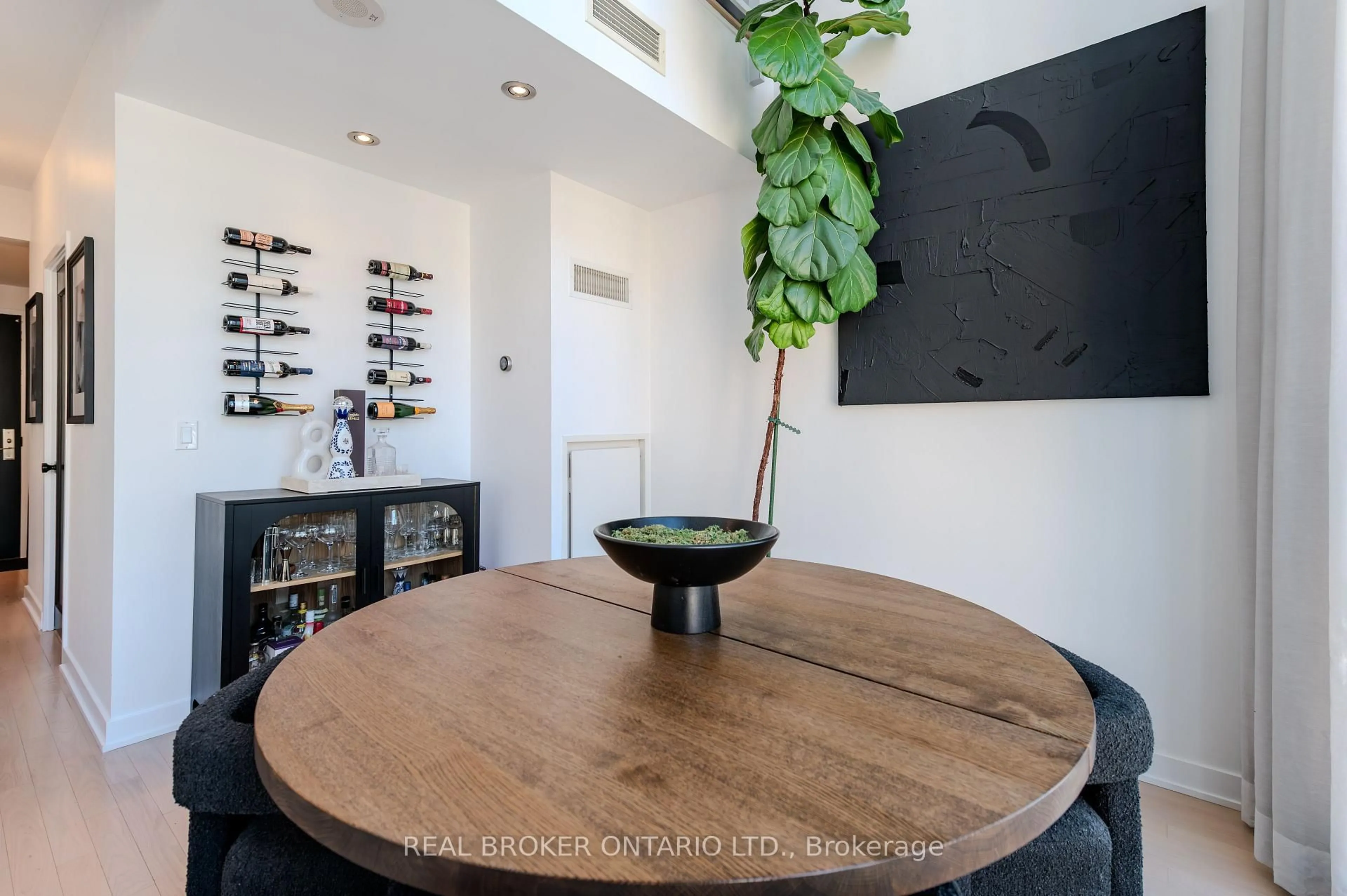 Dining room, unknown for 21 Nelson St #Lph22, Toronto Ontario M5V 1T8