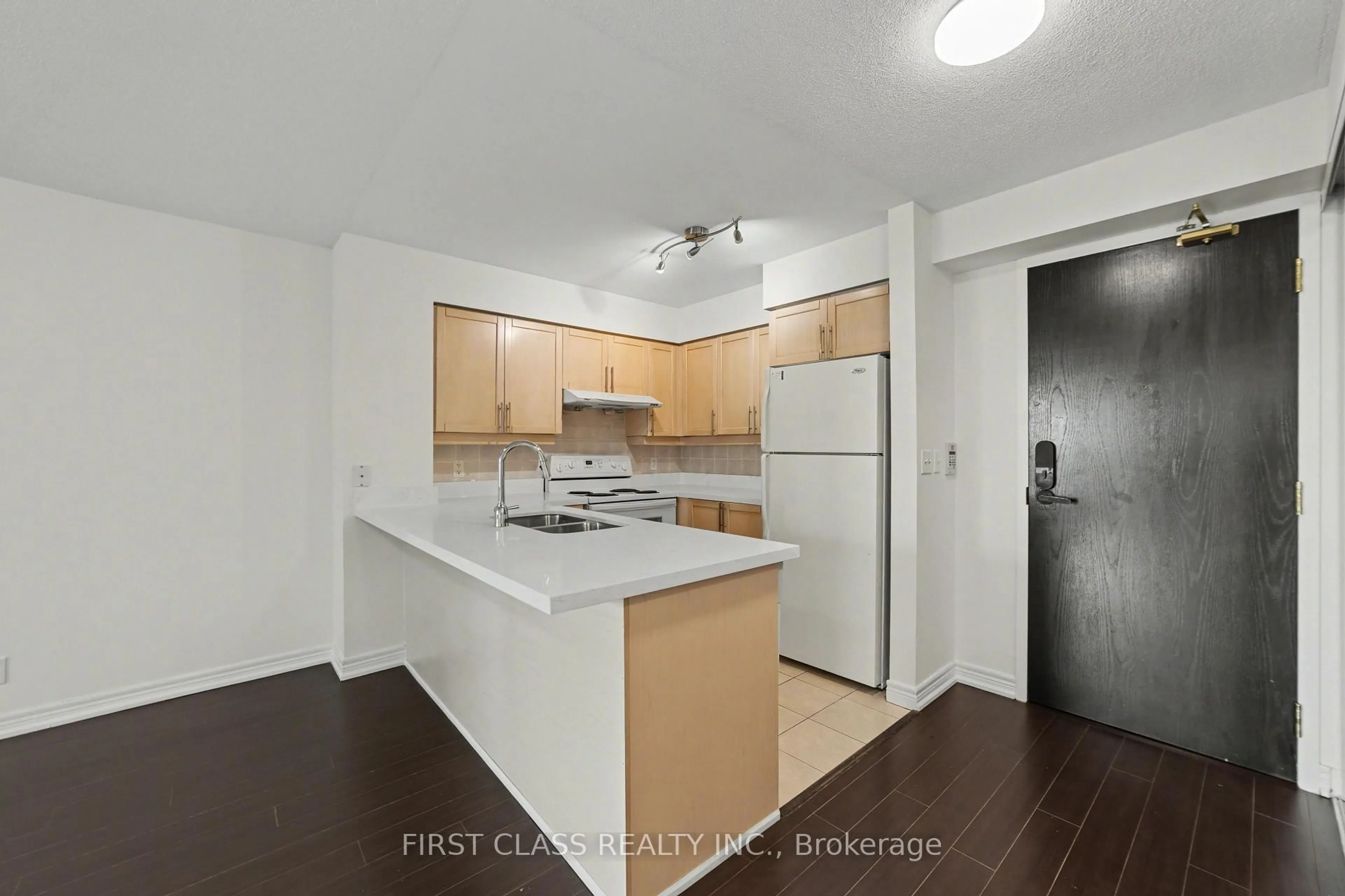 Standard kitchen, unknown for 23 Hollywood Ave #2909, Toronto Ontario M2N 6P5