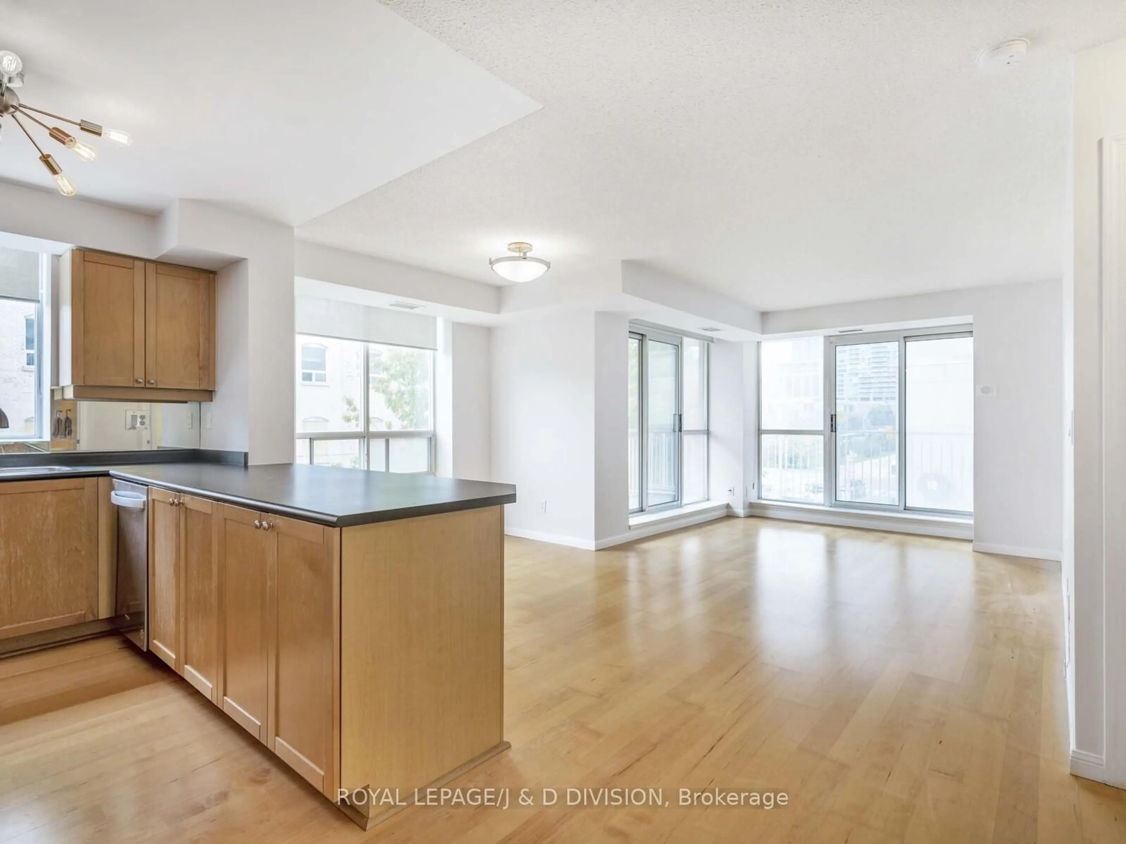 Open concept kitchen, unknown for 18 Stafford St #305, Toronto Ontario M5V 3W4