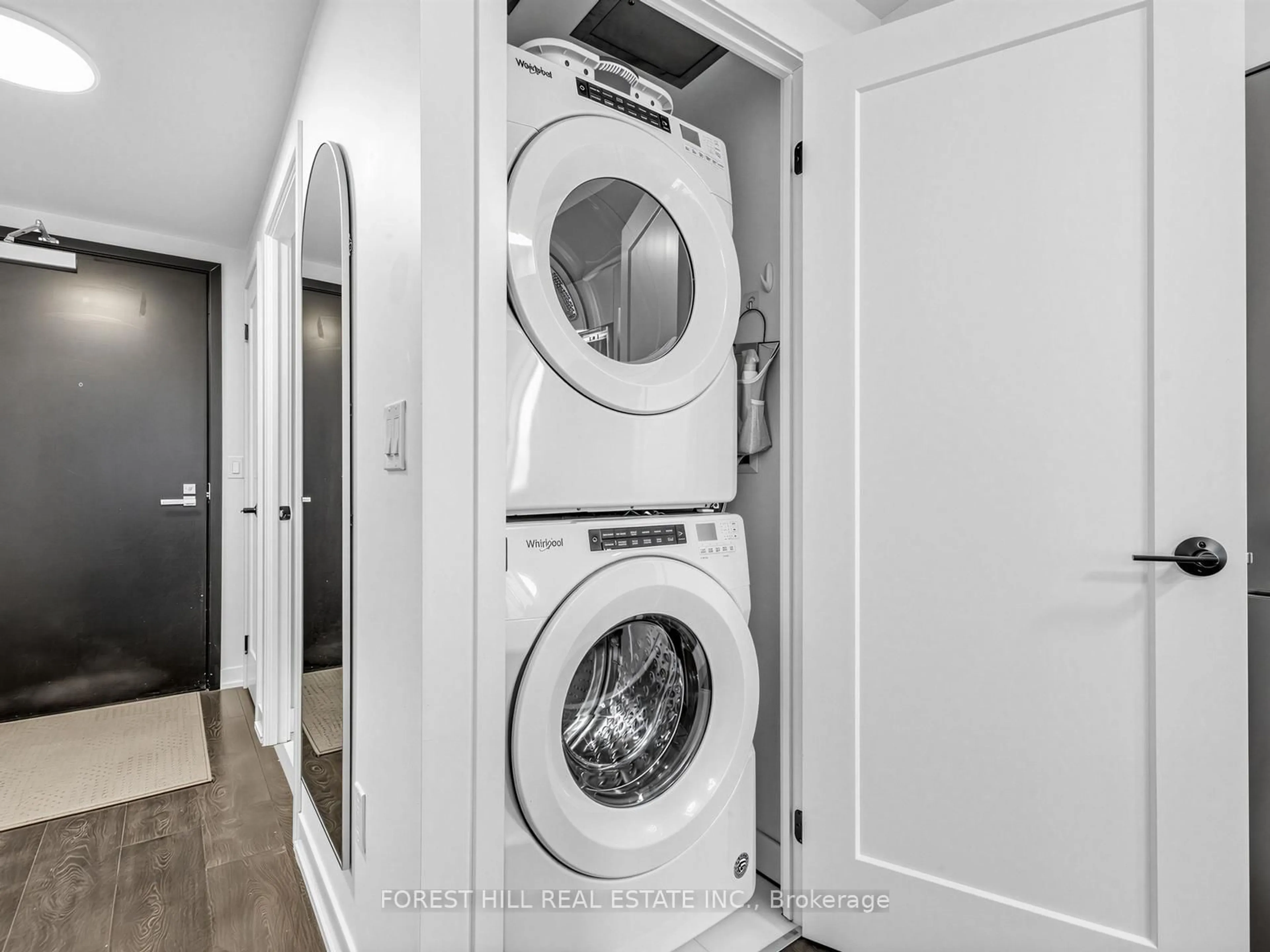 Laundry room for 31 Tippett Rd #438, Toronto Ontario M3H 0C8