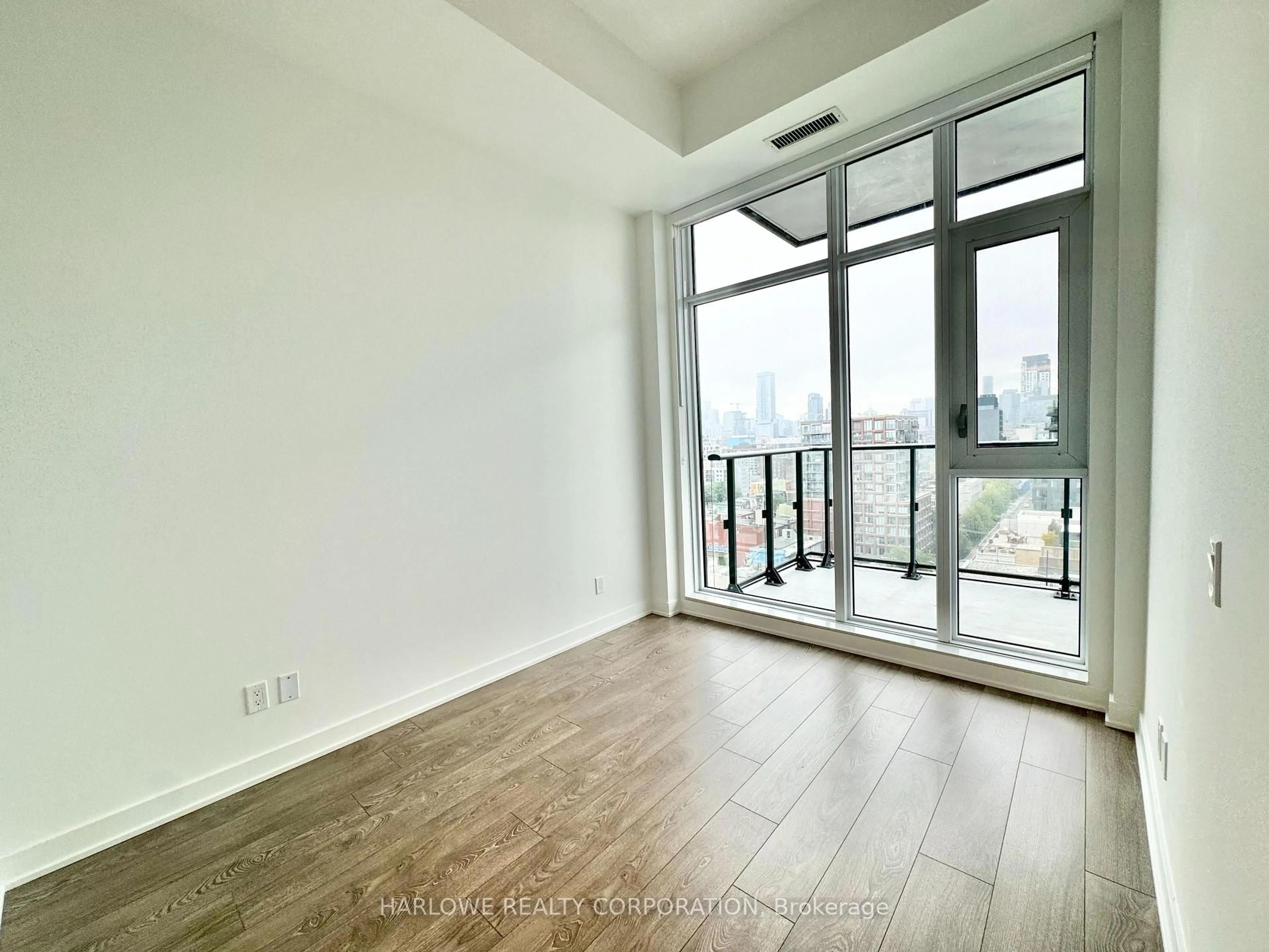A pic of a room for 543 Richmond St #PH05, Toronto Ontario M5V 0W9