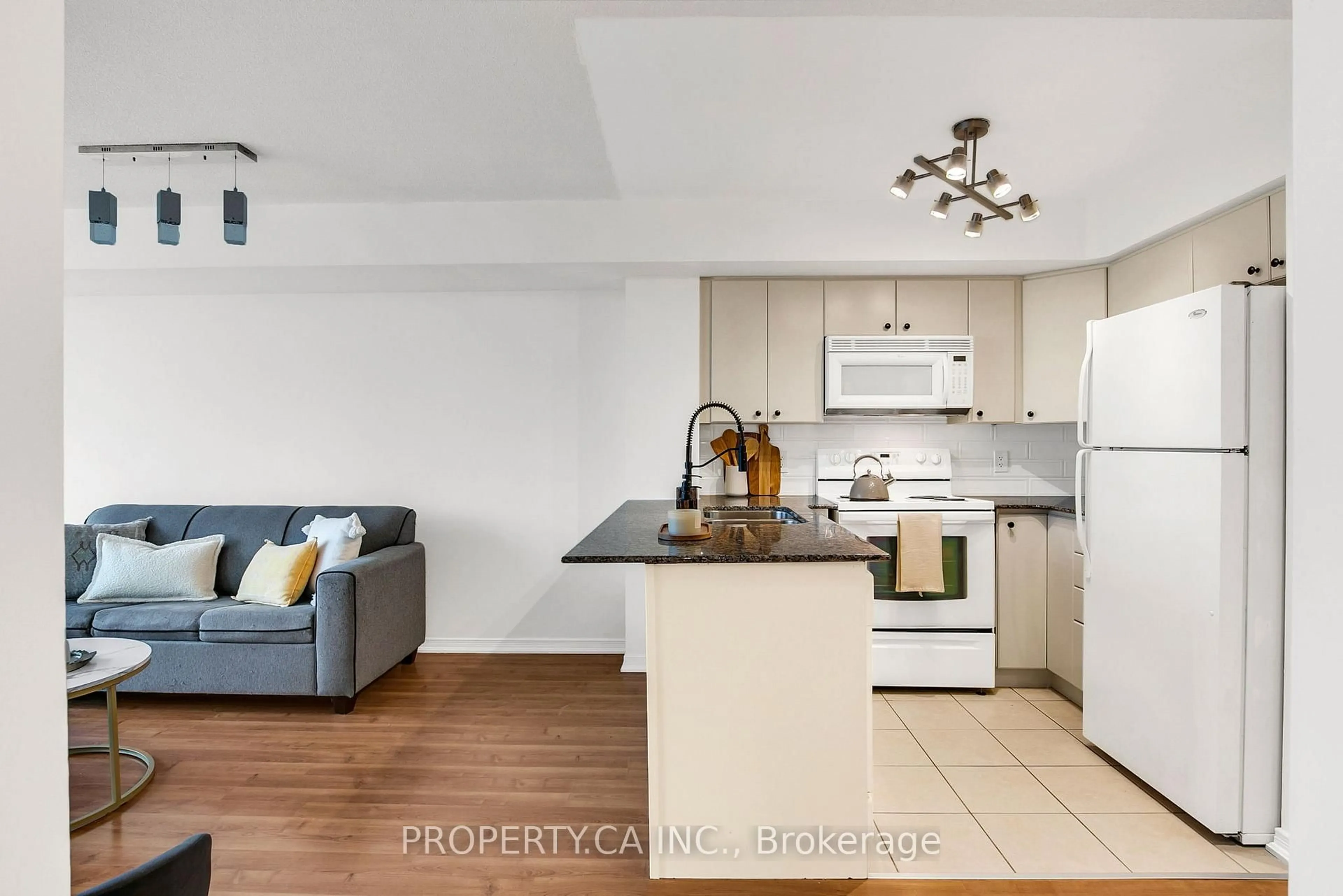 Unknown for 18 Valley Woods Rd #711, Toronto Ontario M3A 0A1