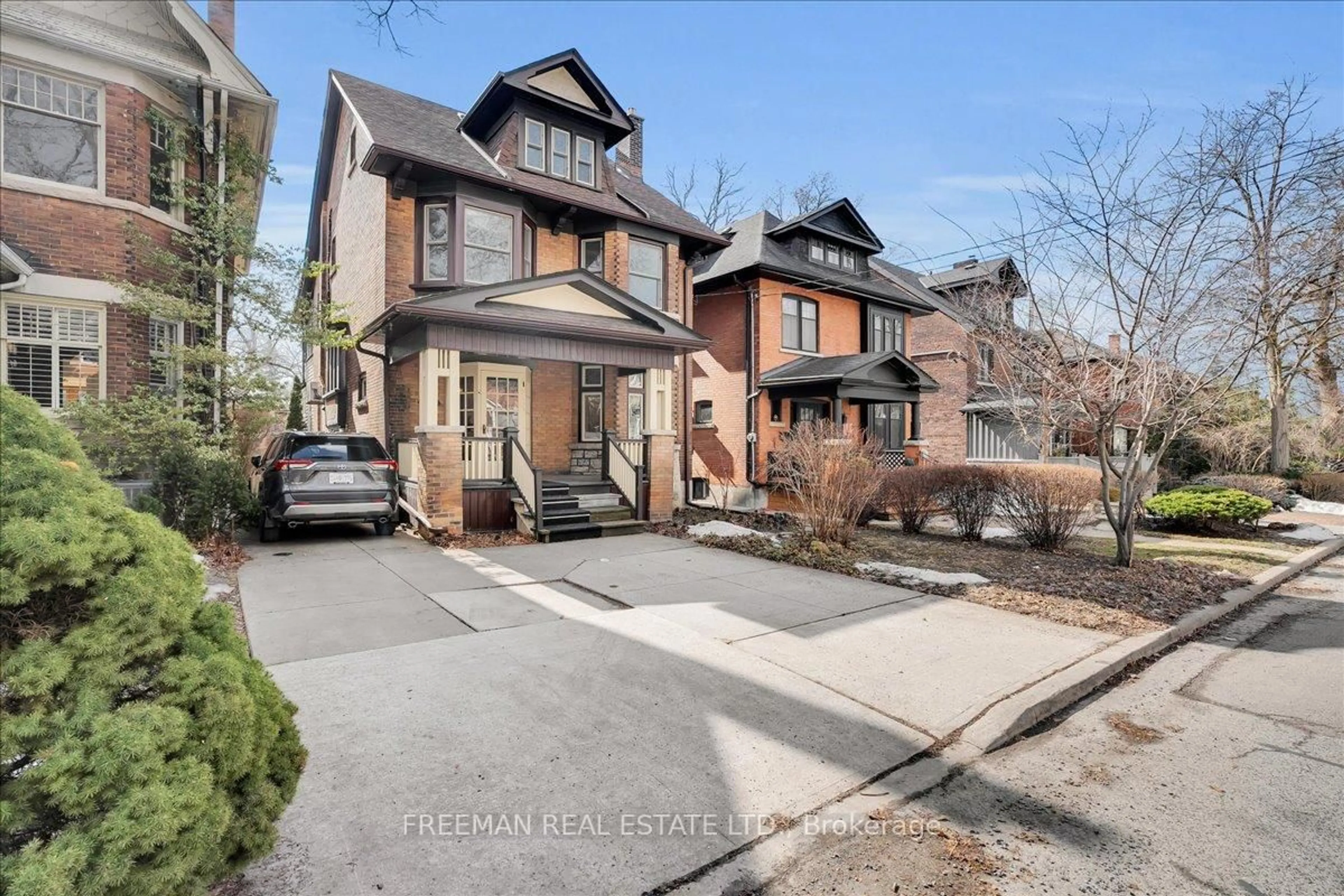 Home with brick exterior material, street for 29 Tyrrel Ave, Toronto Ontario M6G 2G1