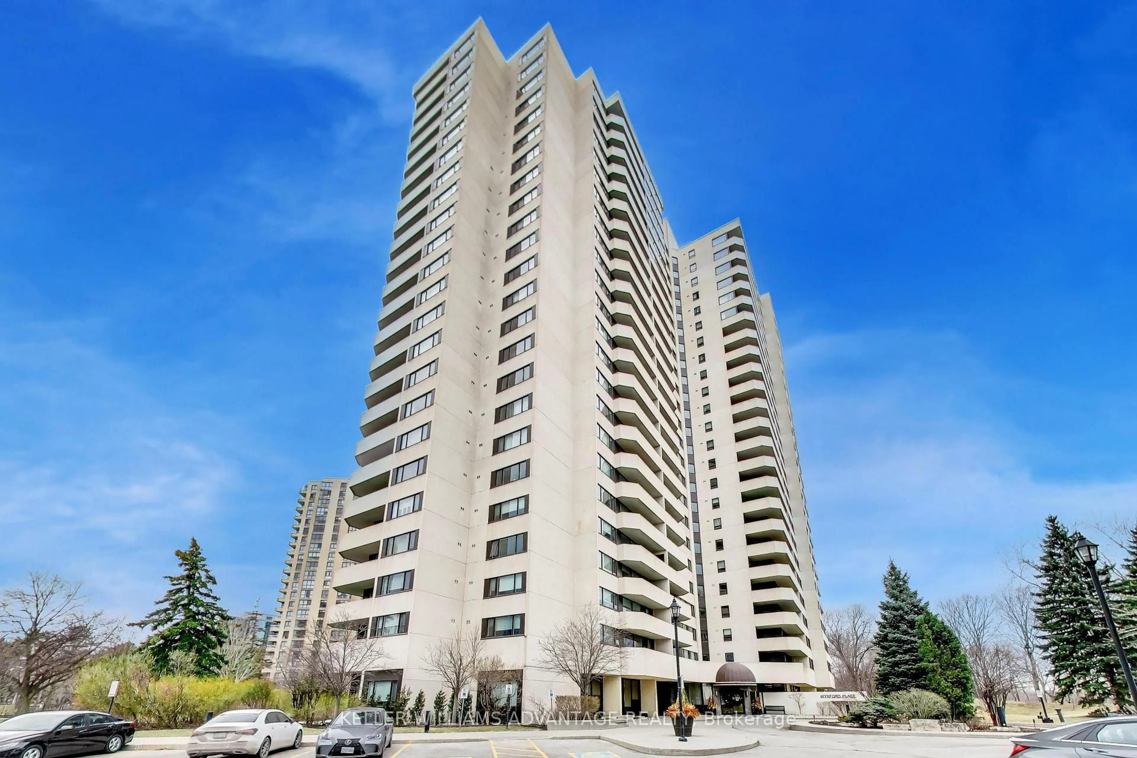 Unknown for 75 Wynford Heights Cres #1204, Toronto Ontario M3C 3H9