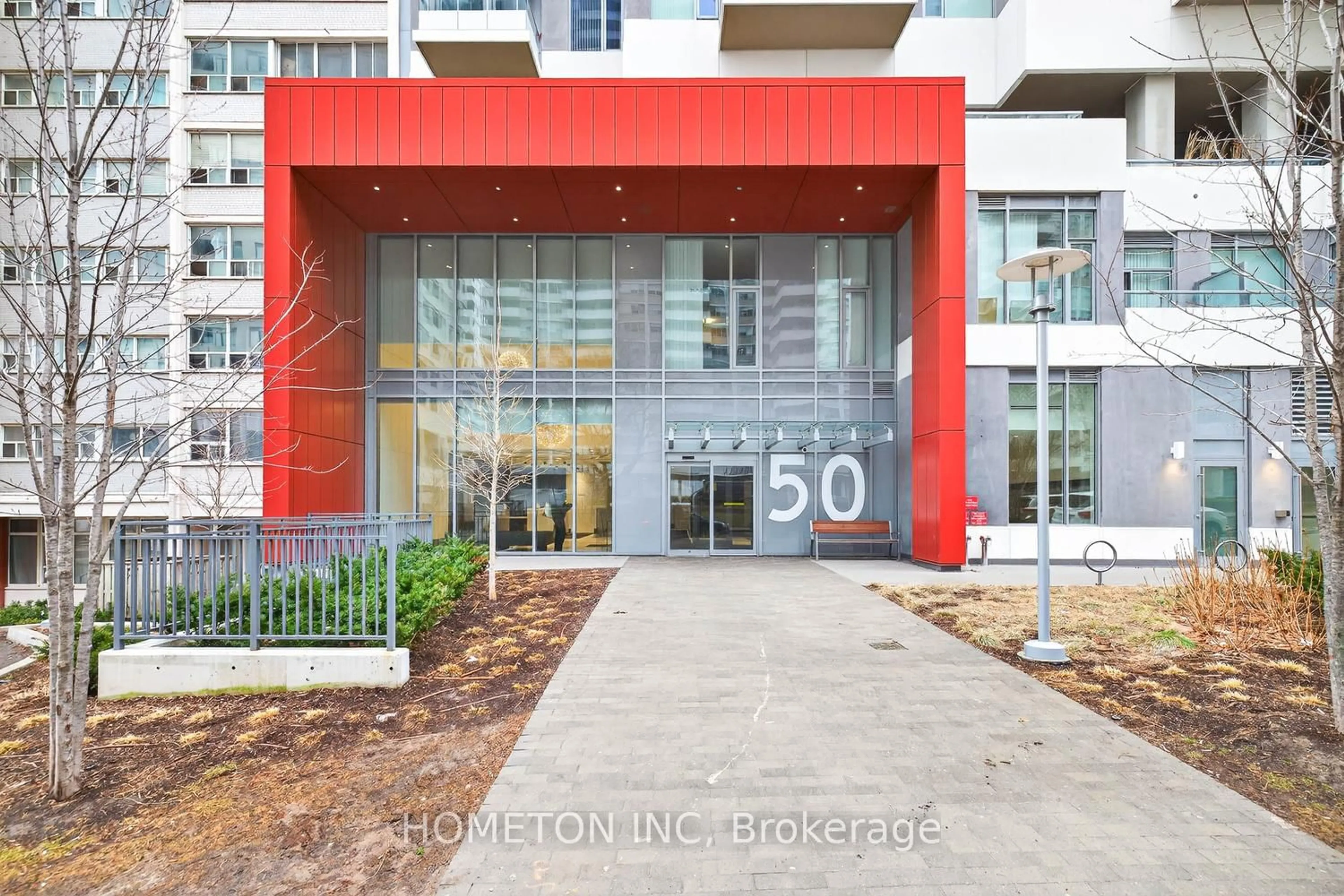 Indoor foyer for 50 Dunfield Ave #1217, Toronto Ontario M4S 0E4