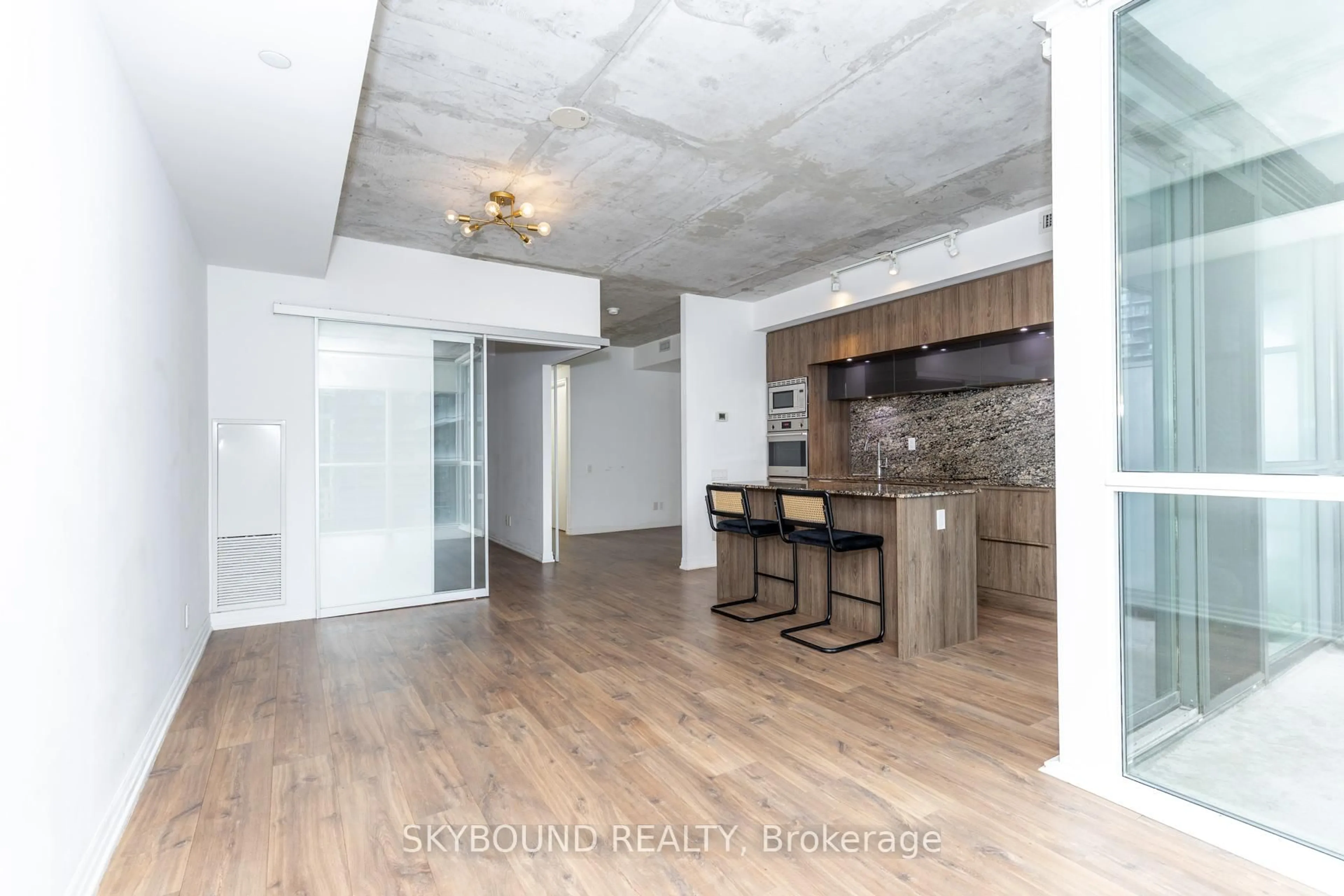 Open concept kitchen, unknown for 88 Blue Jays Way #2704, Toronto Ontario M5V 0L7