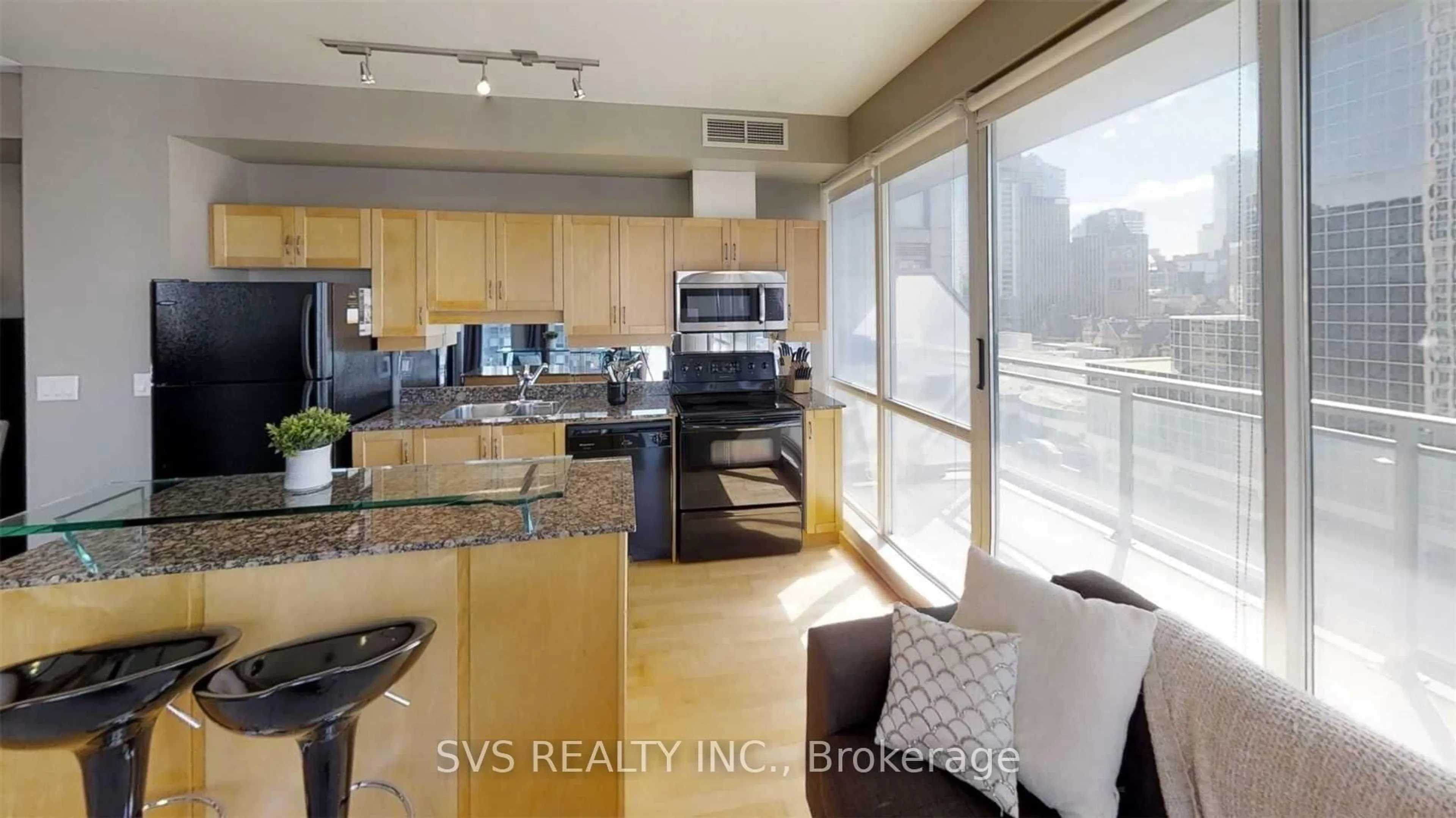 Open concept kitchen, unknown for 220 Victoria St #1609, Toronto Ontario M5B 2R6