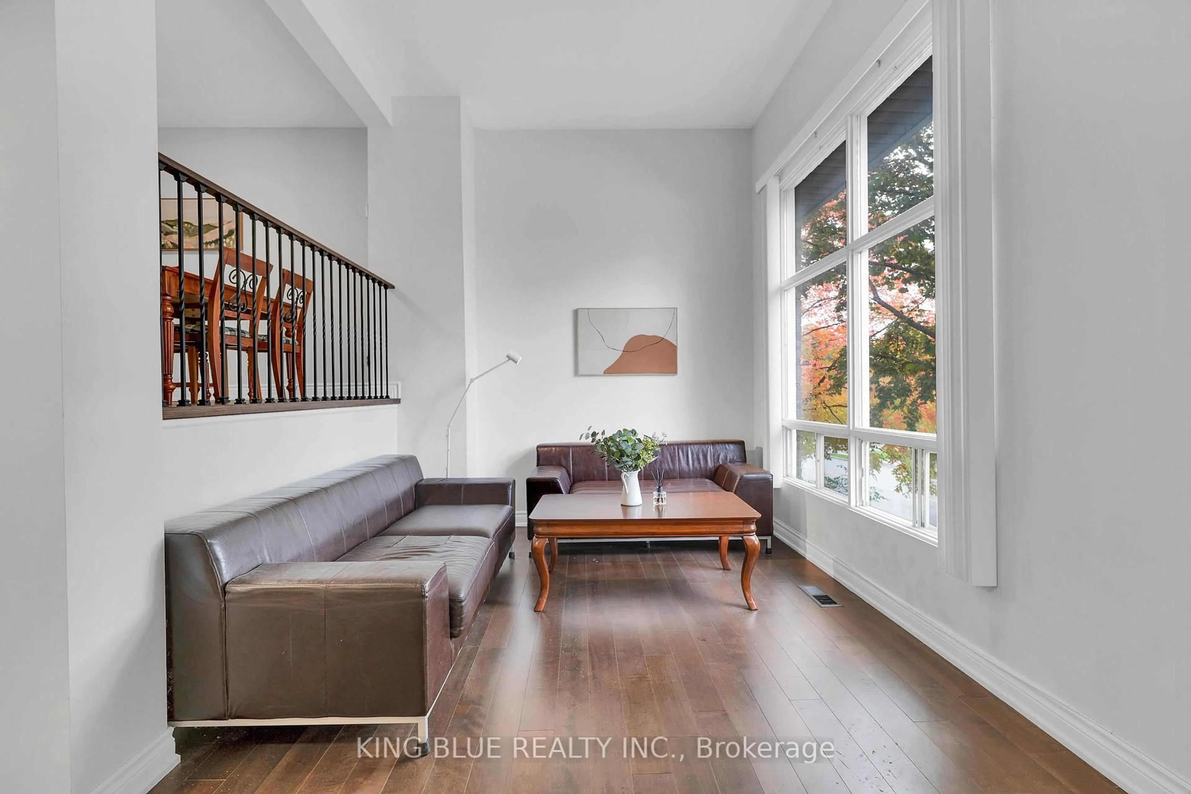 Living room with furniture, unknown for 26 Water Wheel Way, Toronto Ontario M2H 3E4