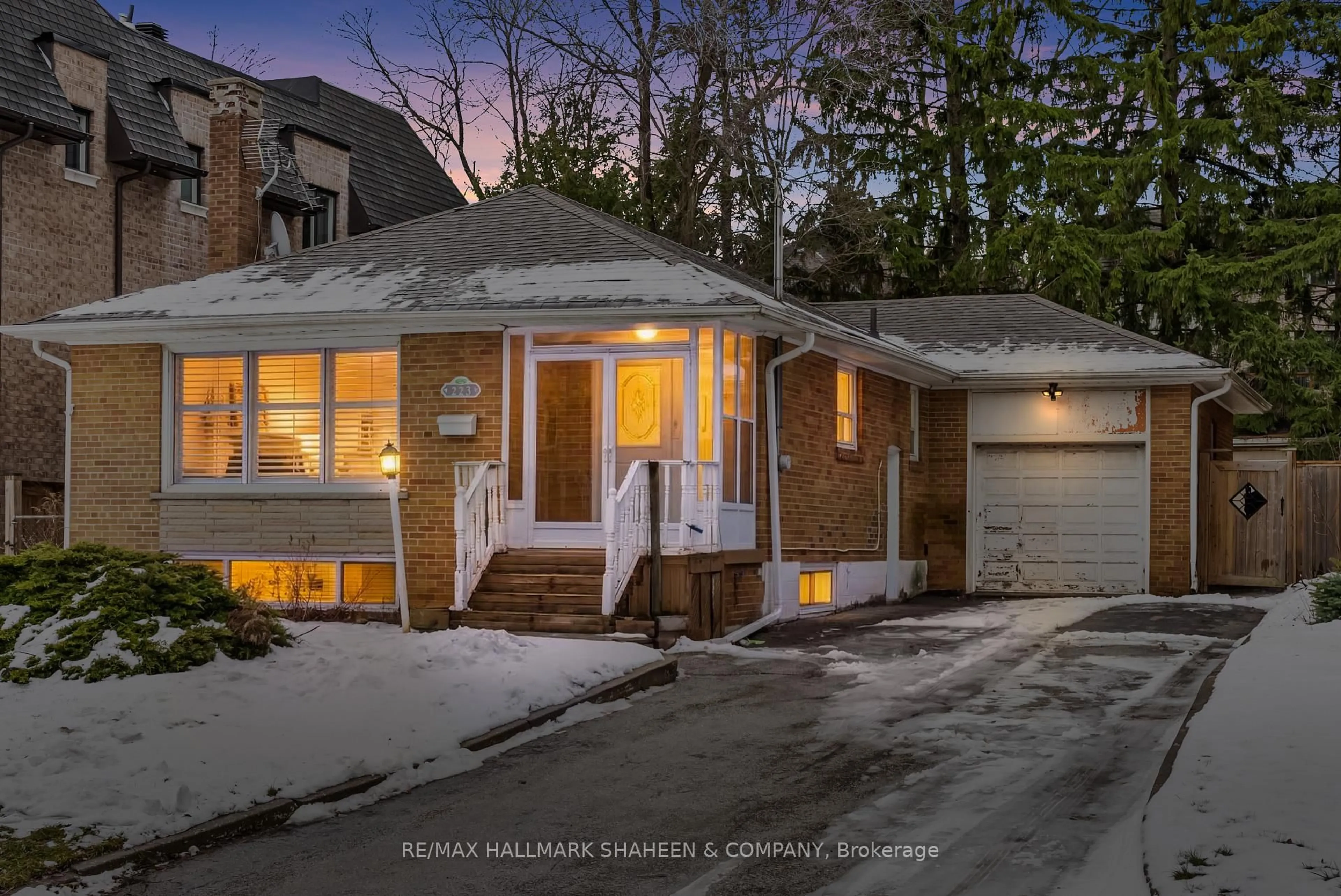 Home with brick exterior material, street for 223 Hillcrest Ave, Toronto Ontario M2N 3P3