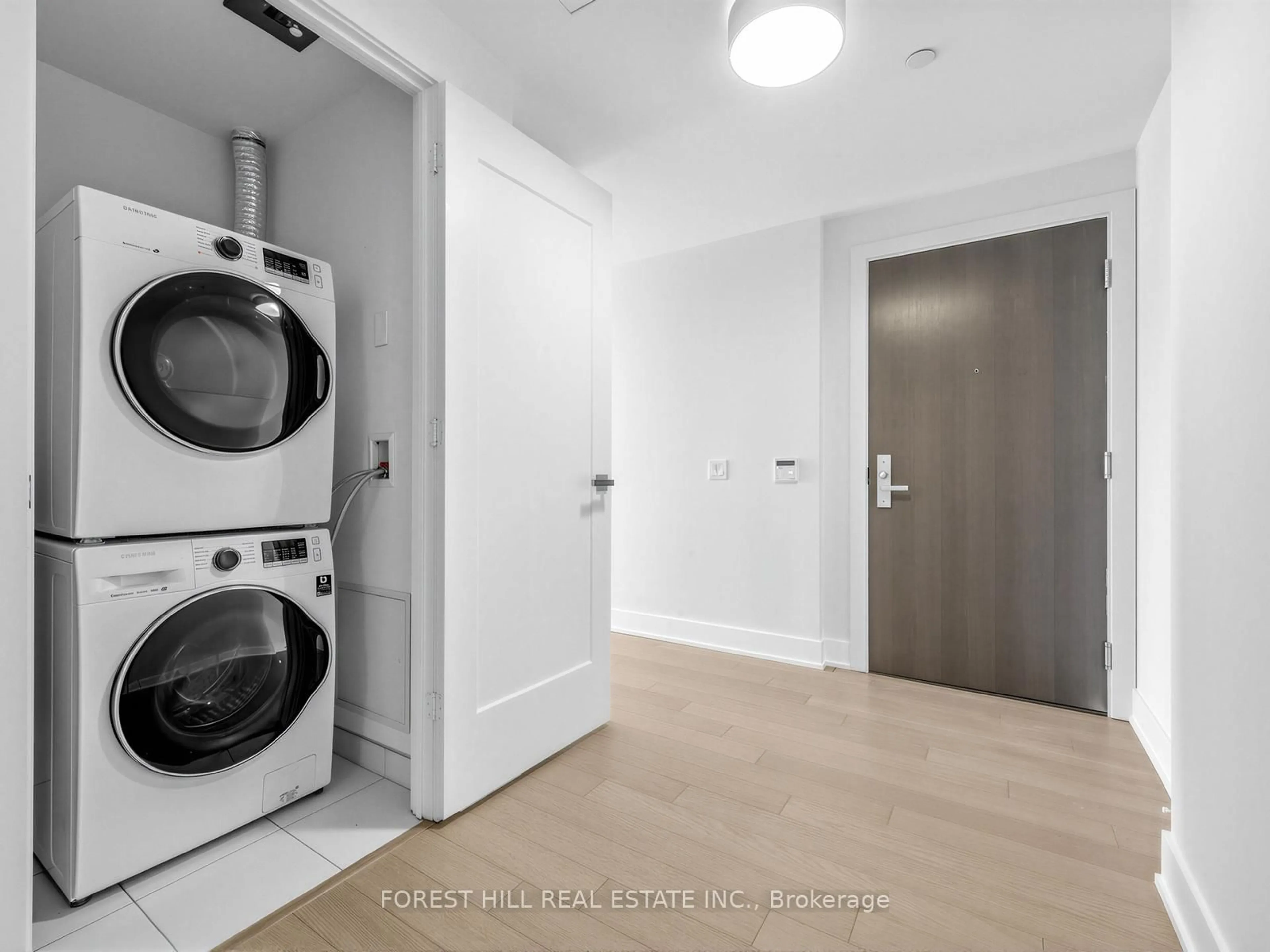 Laundry room for 6 Jackes Ave #513, Toronto Ontario M4T 0A5