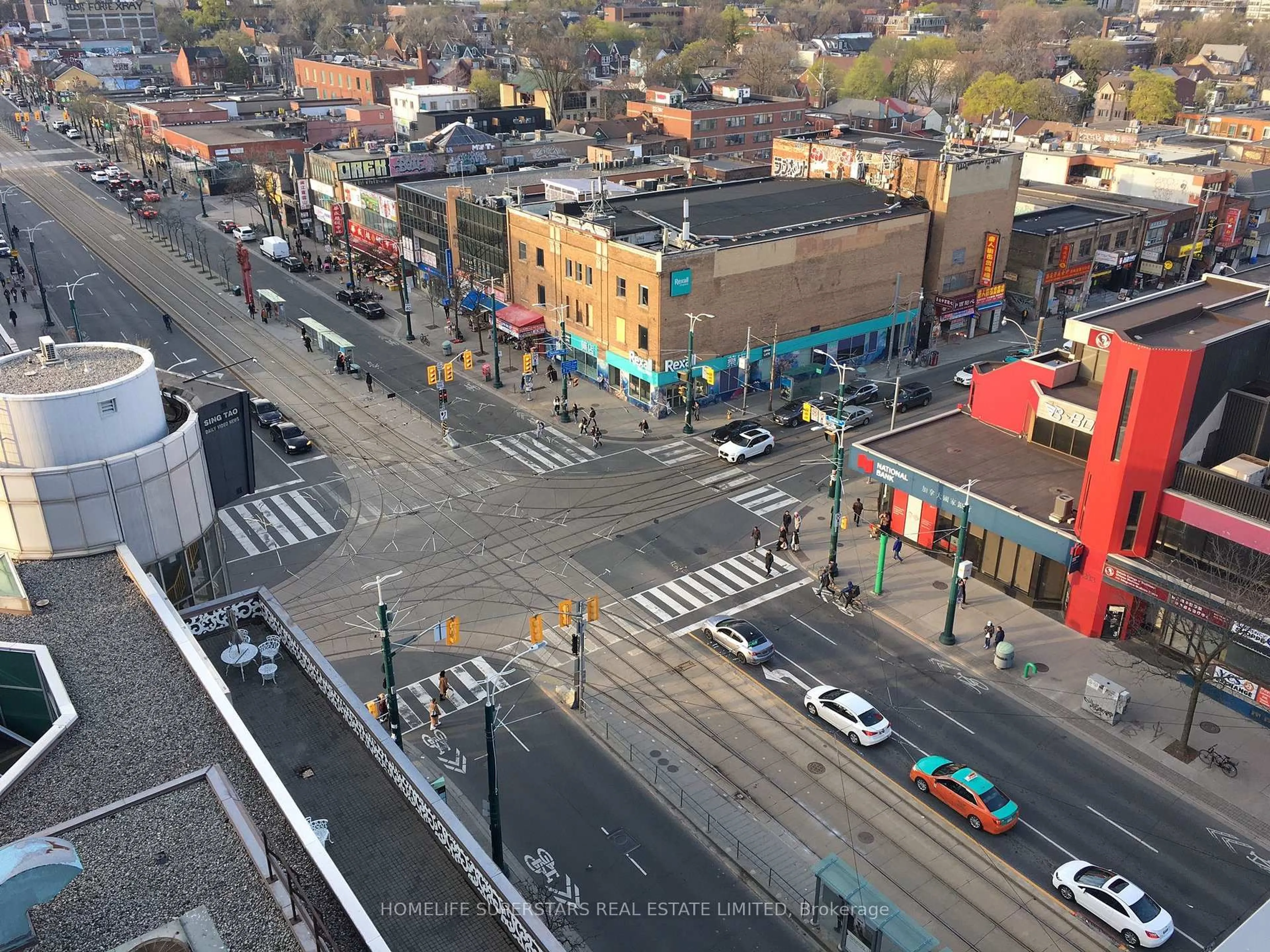 A pic from outside/outdoor area/front of a property/back of a property/a pic from drone, street for 10 Willison Sq #305, Toronto Ontario M5T 0A8
