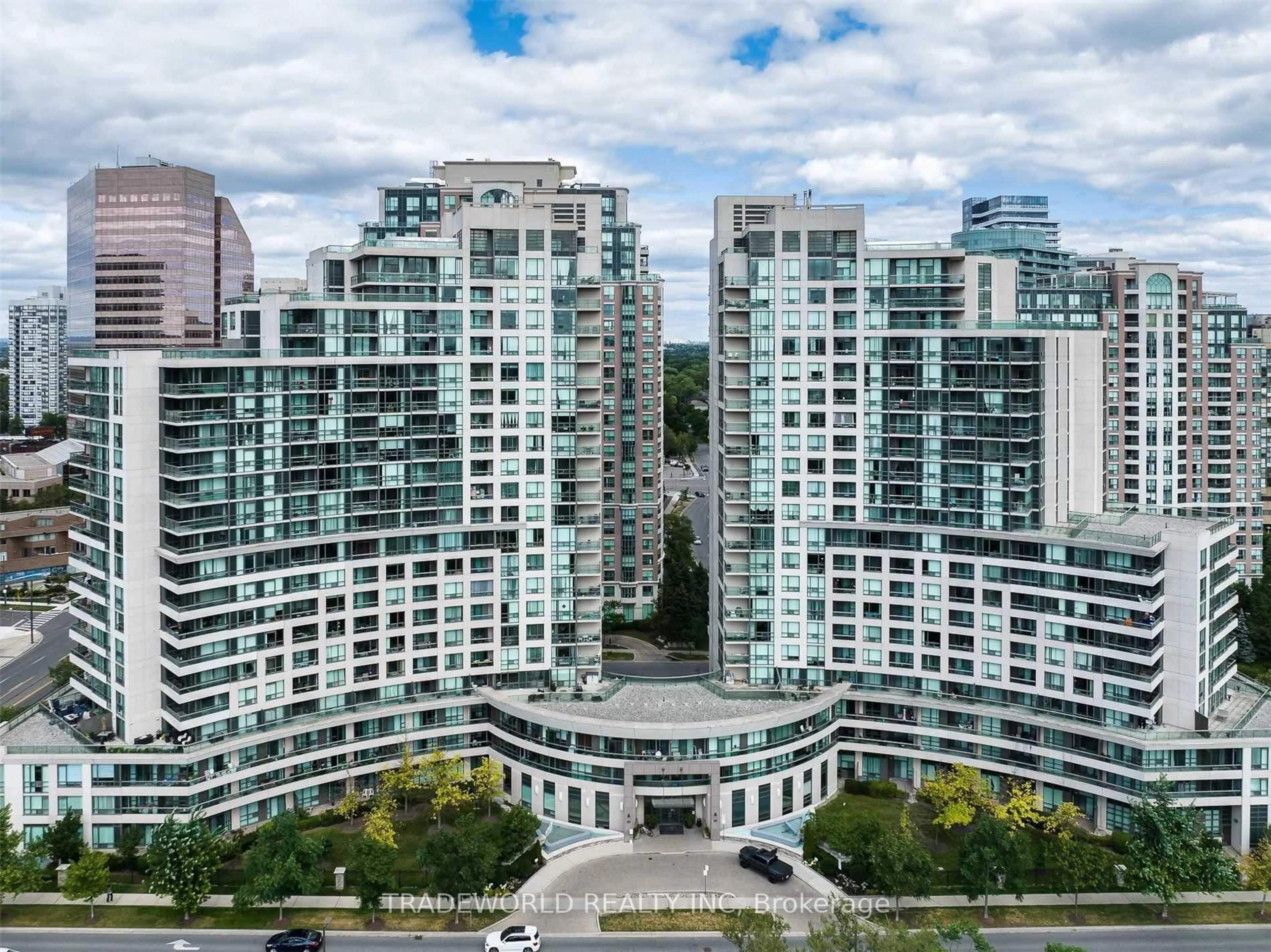 A pic from outside/outdoor area/front of a property/back of a property/a pic from drone, city buildings view from balcony for 509 Beecroft Rd #603, Toronto Ontario M2N 0A3
