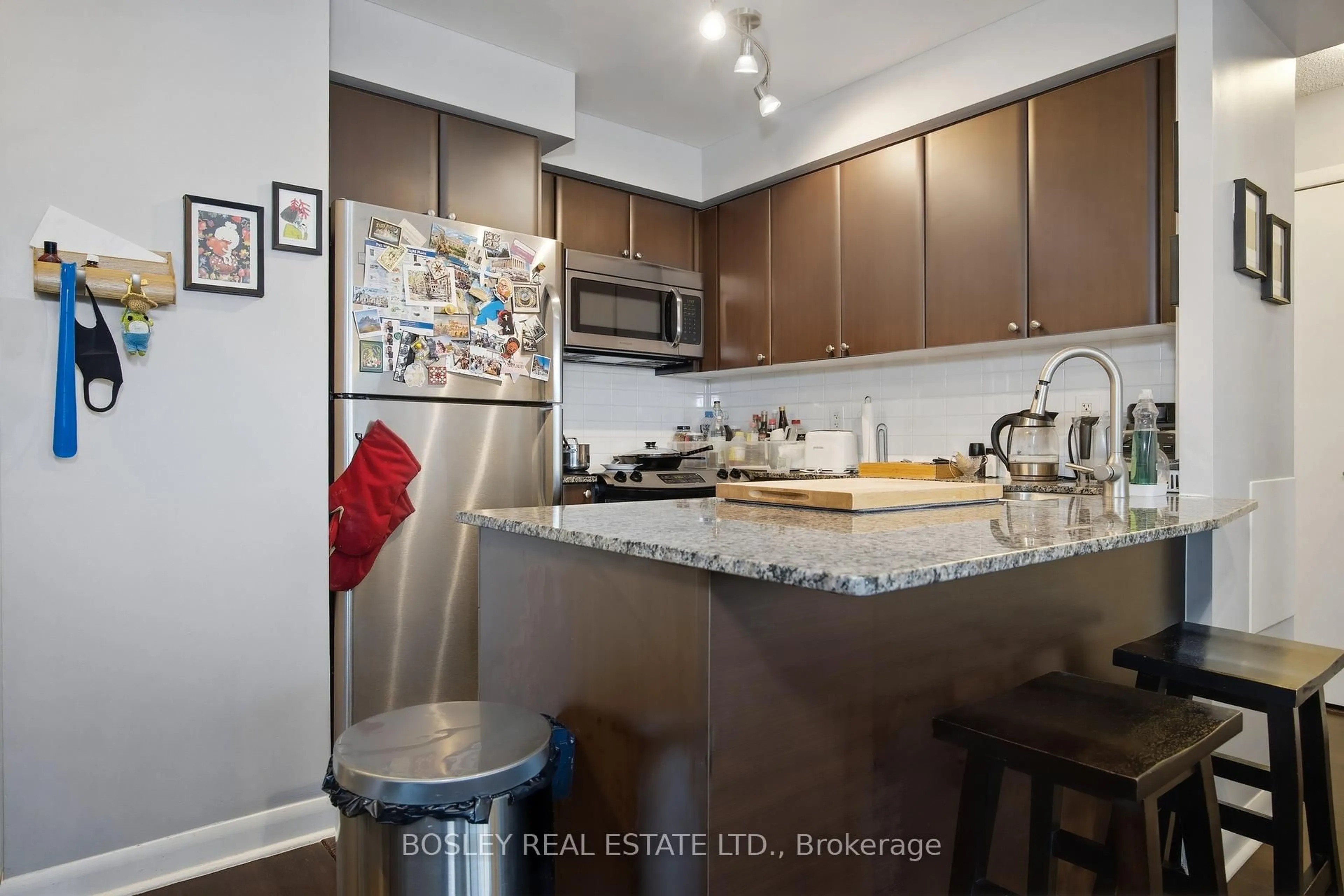 Standard kitchen, unknown for 525 Wilson Ave #633, Toronto Ontario M3H 0A7