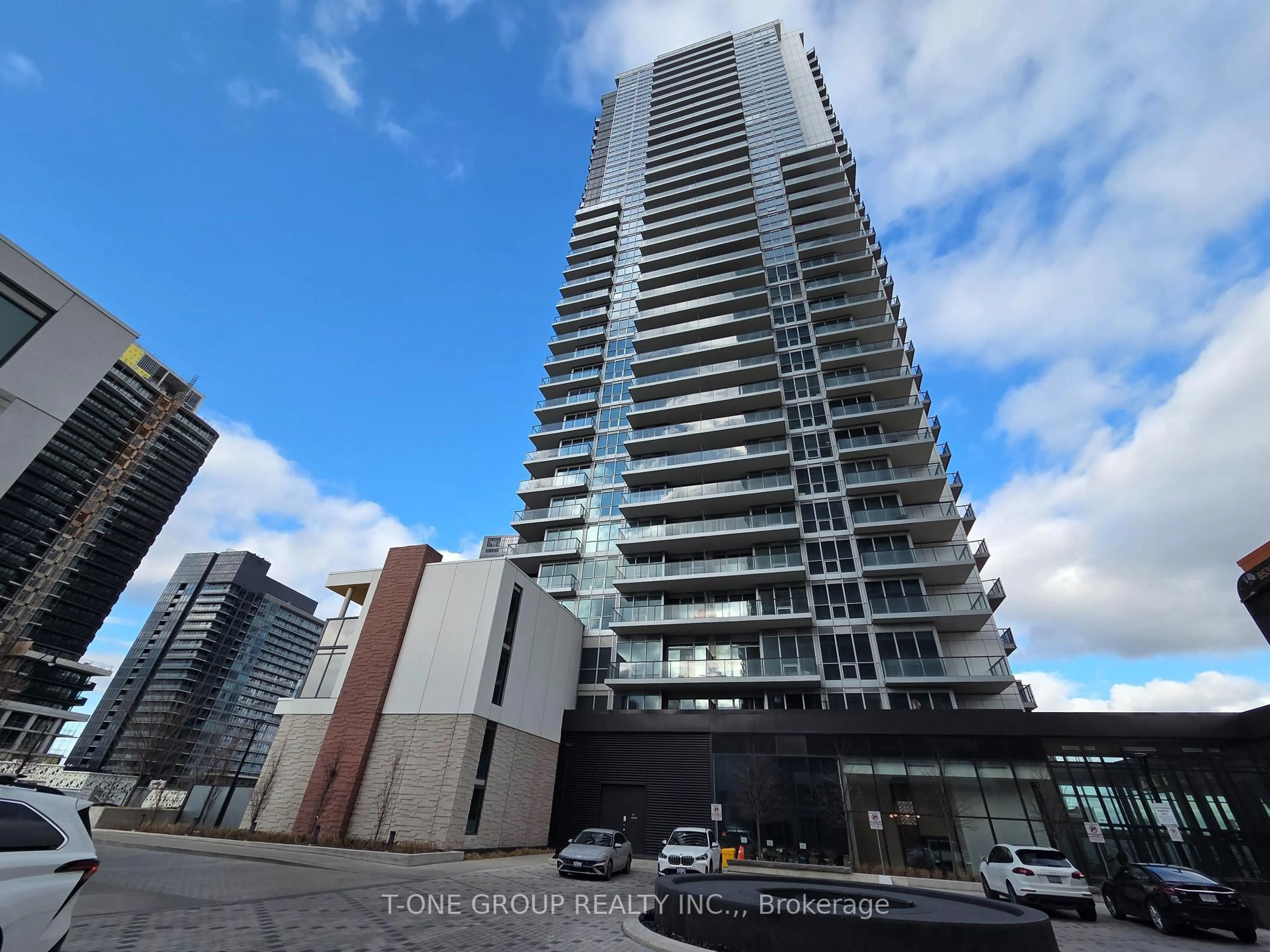 A pic from outside/outdoor area/front of a property/back of a property/a pic from drone, city buildings view from balcony for 95 Mcmahon Dr #707, Toronto Ontario M2K 0H1