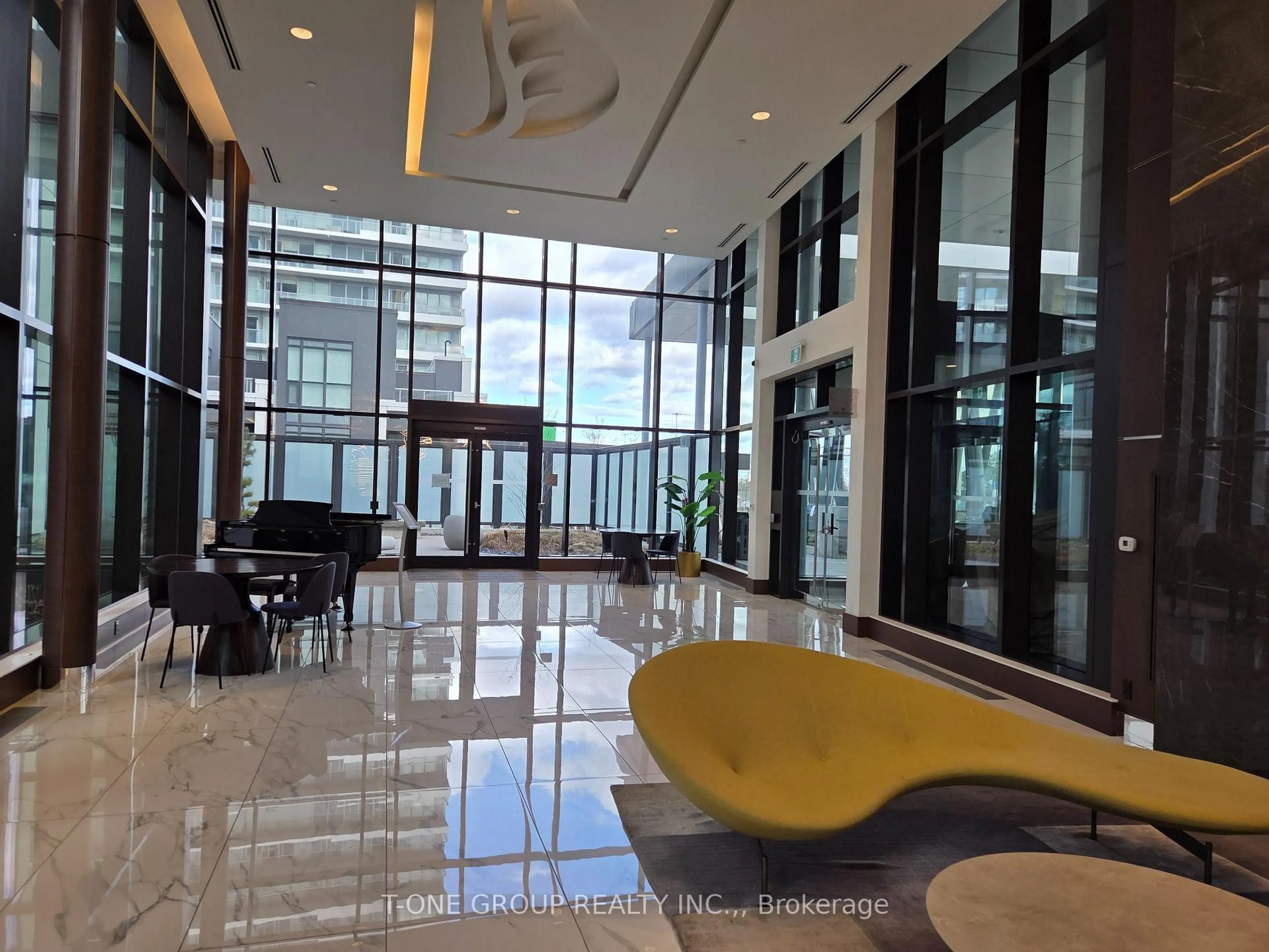 Lobby for 95 Mcmahon Dr #707, Toronto Ontario M2K 0H1