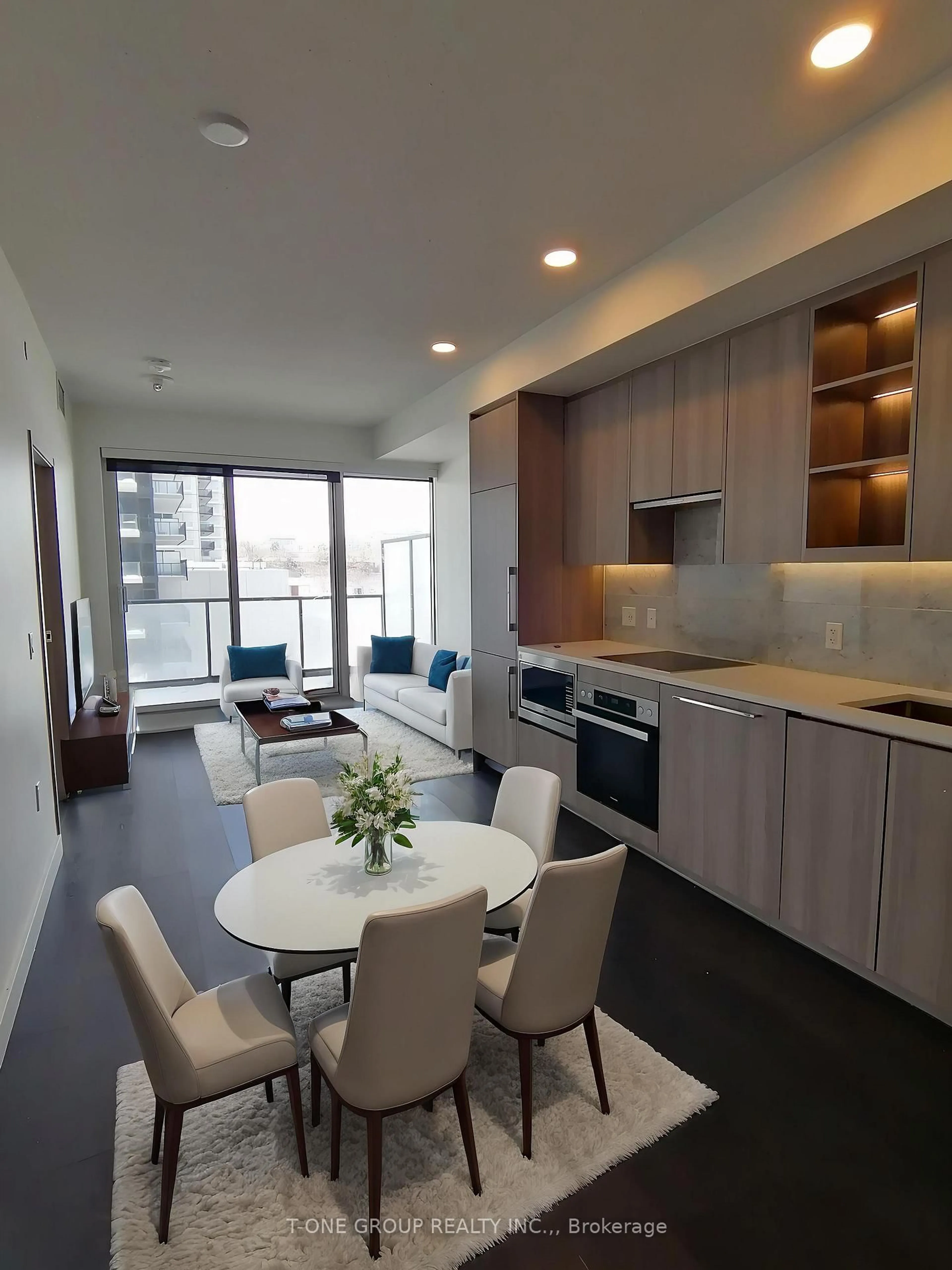 Open concept kitchen, unknown for 95 Mcmahon Dr #707, Toronto Ontario M2K 0H1