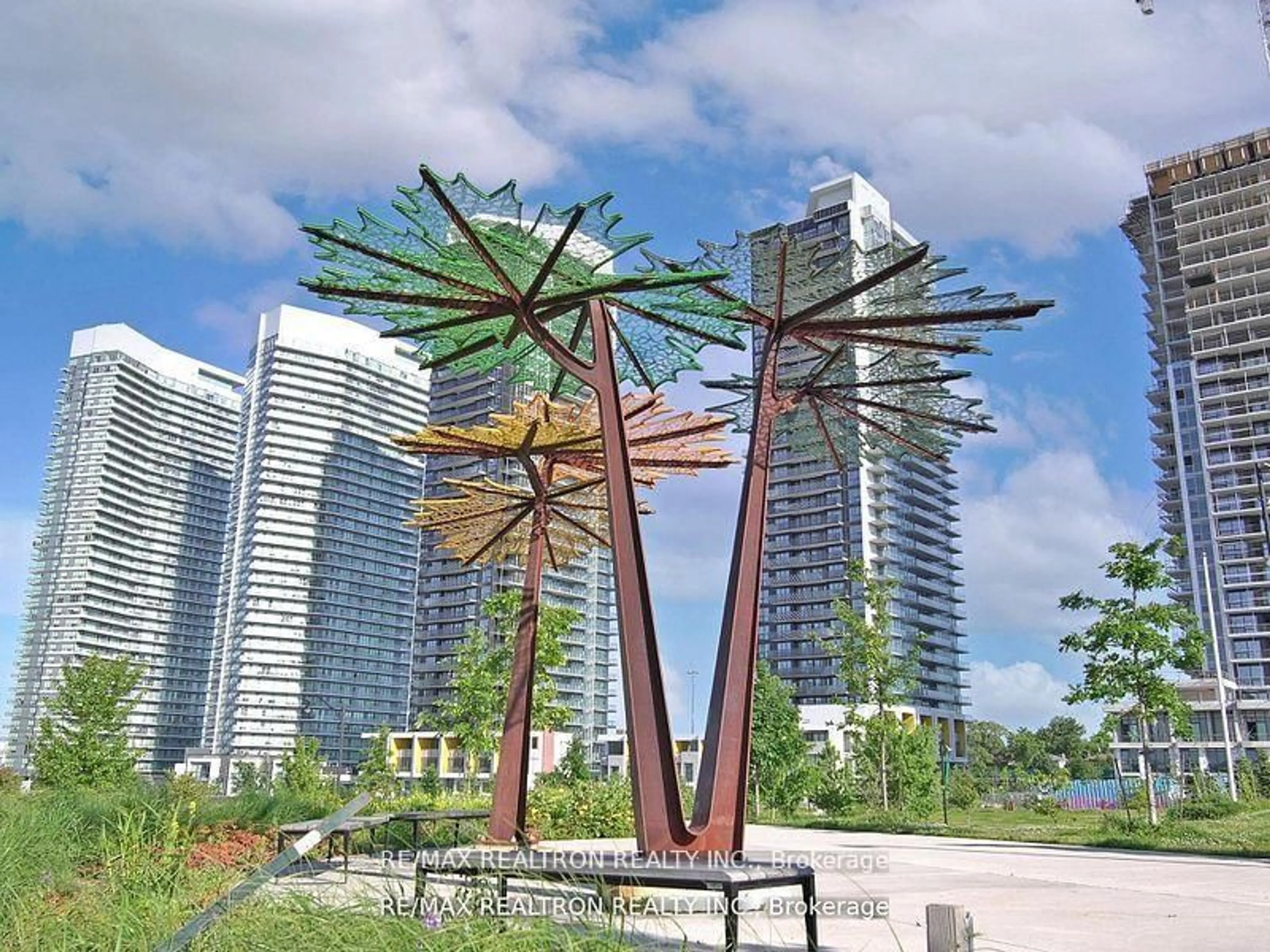 Unknown for 95 McMahon Dr #Th515, Toronto Ontario M2K 0H2