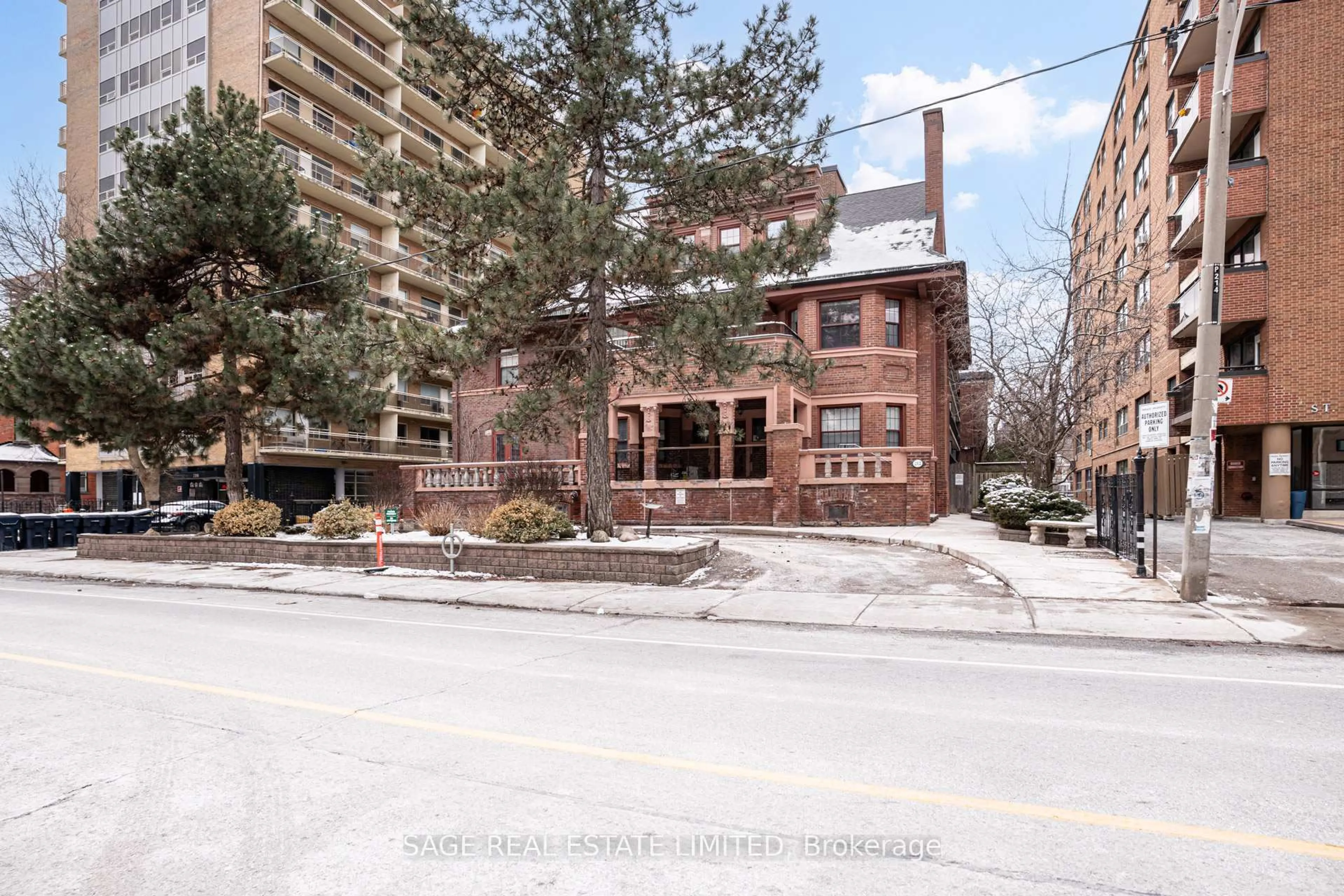 Unknown for 212 St. George St #503, Toronto Ontario M5R 2N5