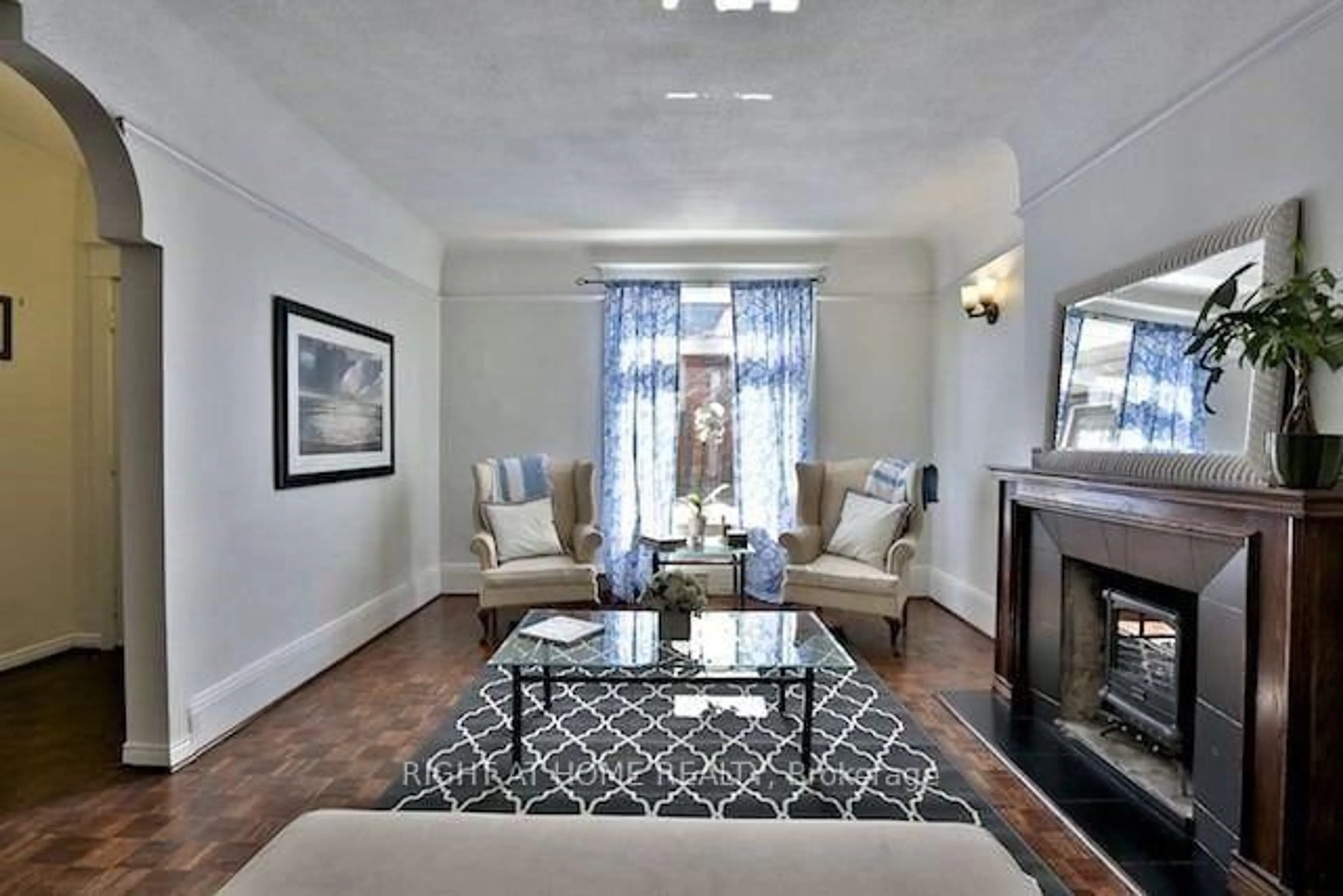 Living room with furniture, unknown for 34 Macpherson Ave, Toronto Ontario M5R 1W8