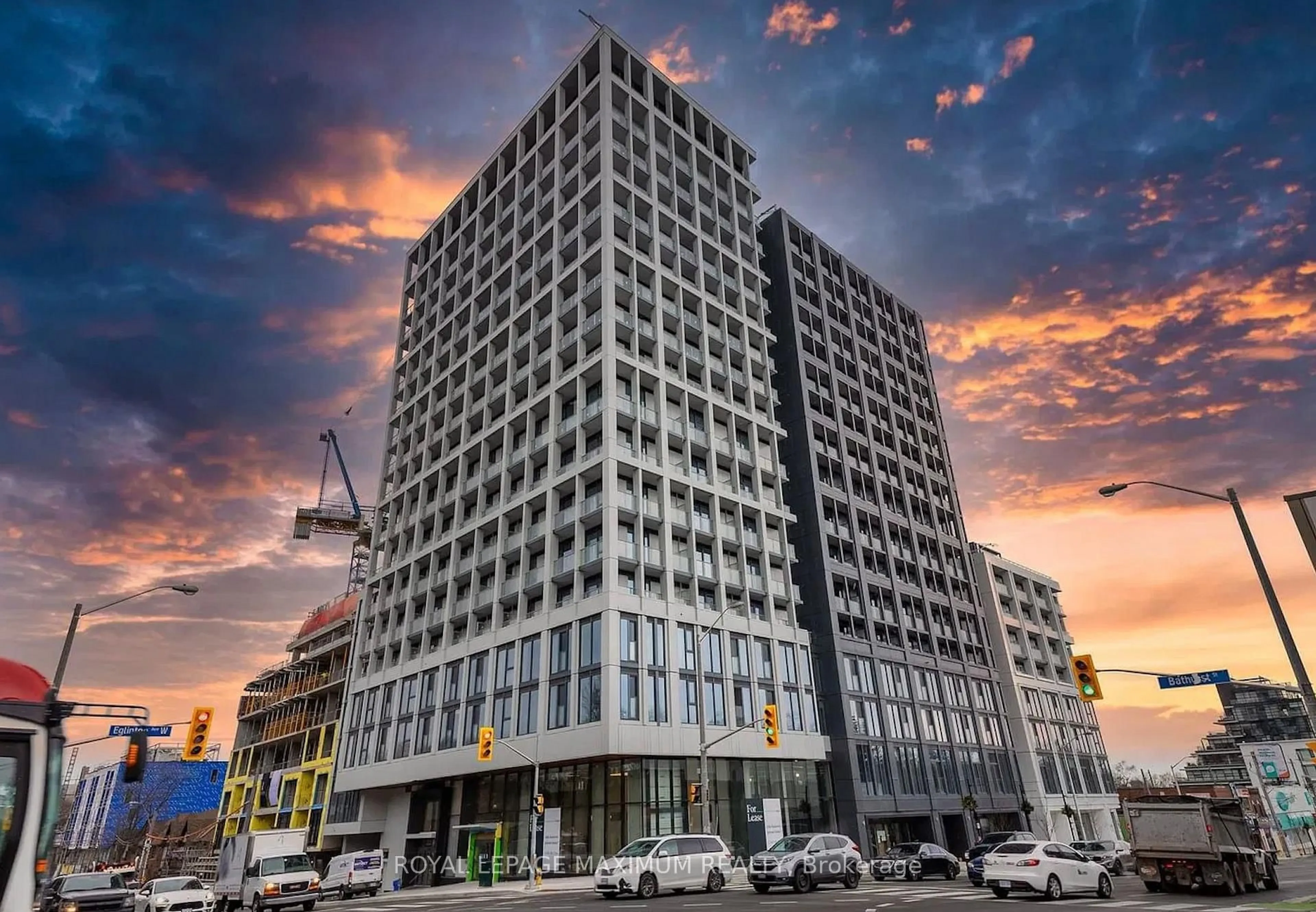 Unknown for 2020 Bathurst St #201, Toronto Ontario M5P 0A6