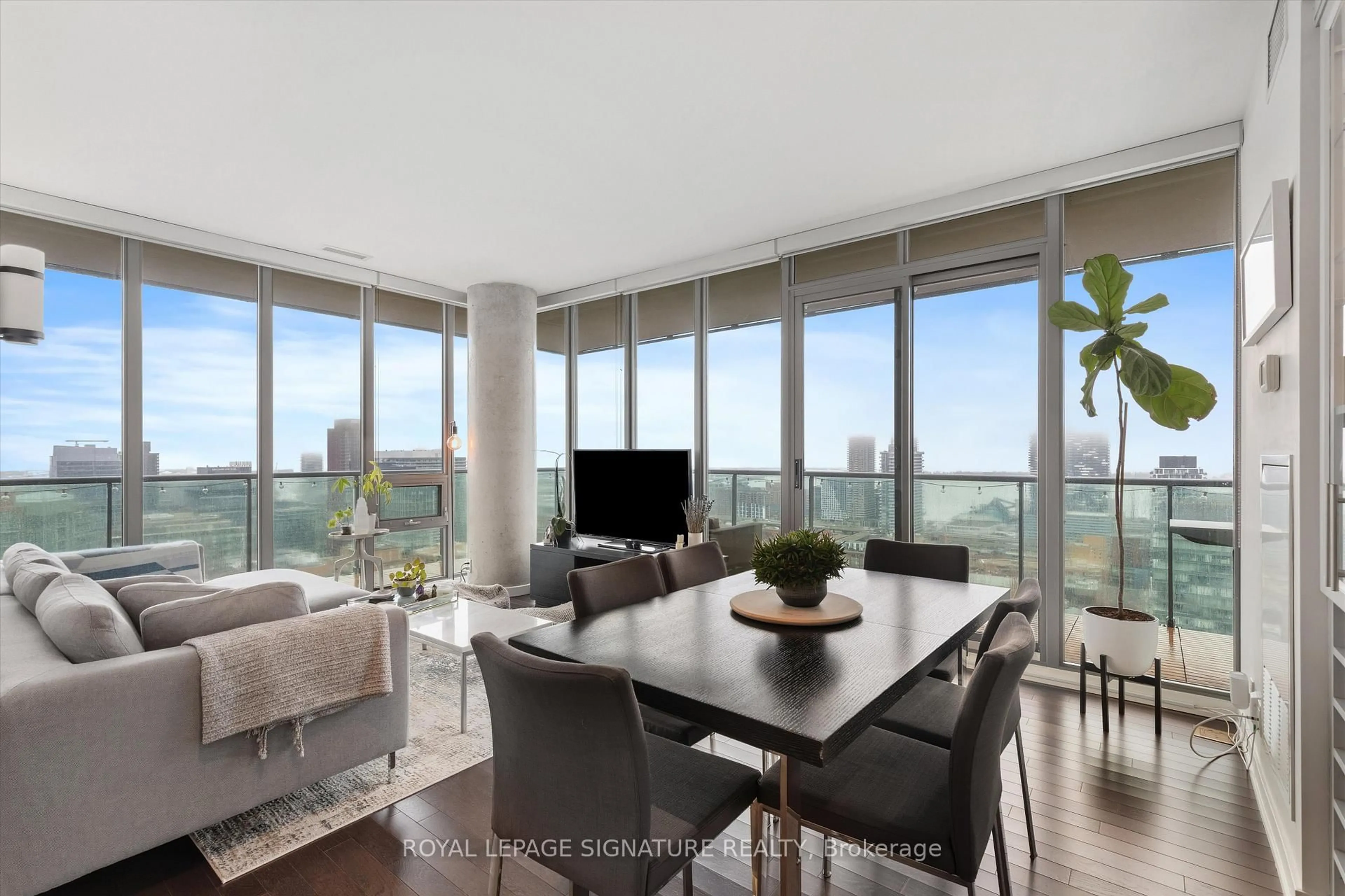 Living room with furniture, unknown for 33 Lombard St #3205, Toronto Ontario M5C 3H8