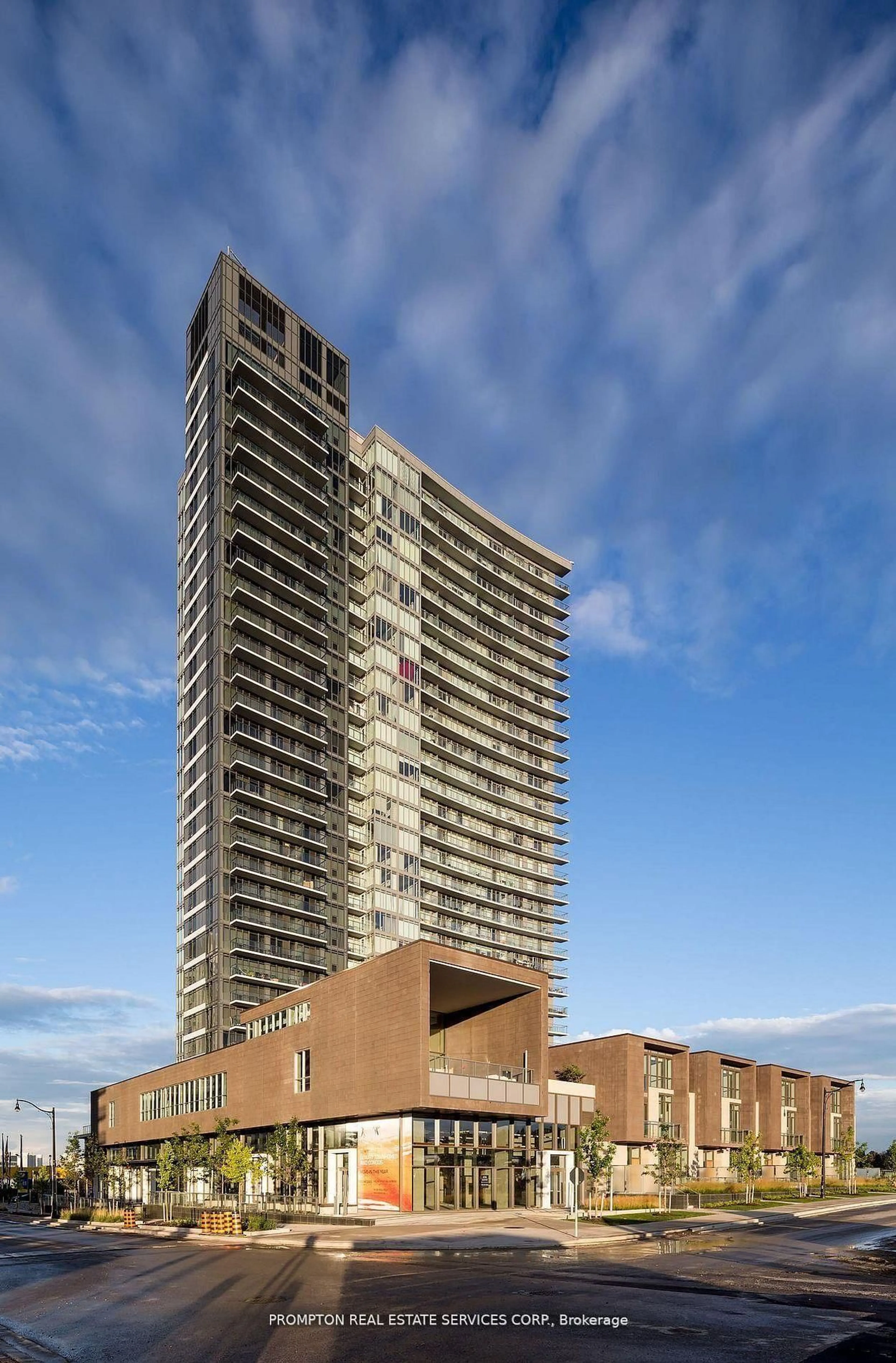 Indoor foyer for 121 Mcmahon Dr #712, Toronto Ontario M2K 0C1