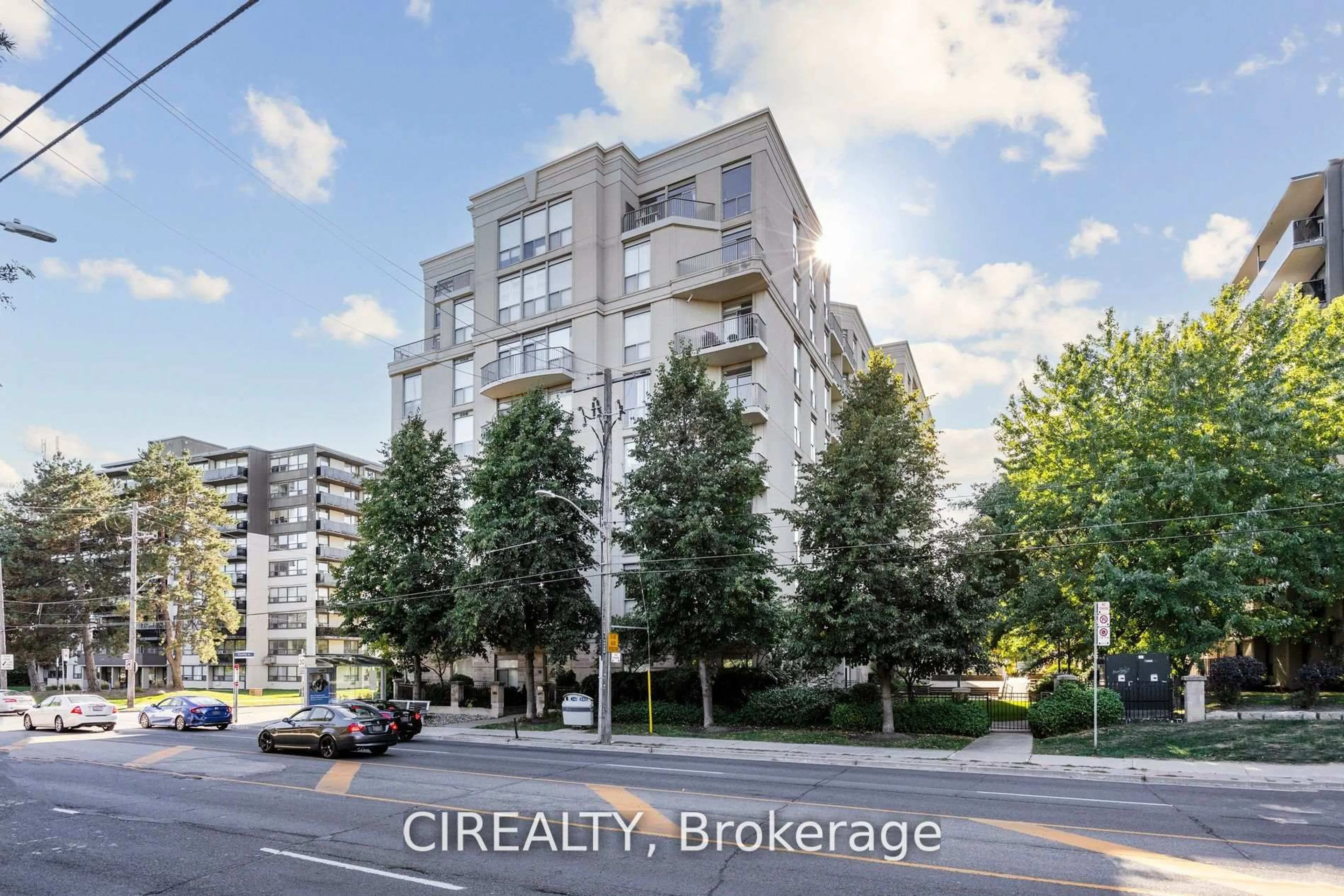 Unknown for 4200 Bathurst St #413, Toronto Ontario M3H 6C7