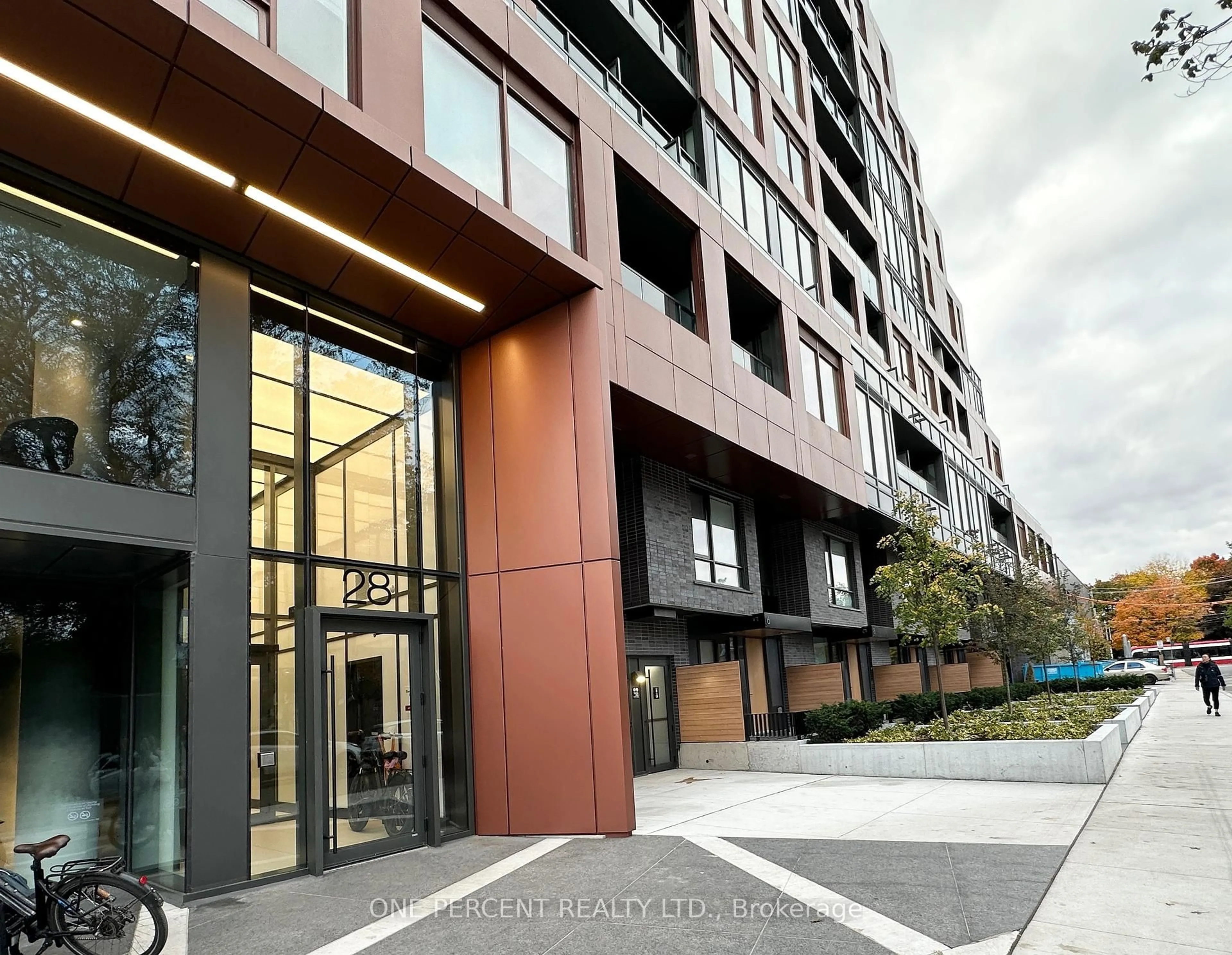 Indoor foyer for 28 Eastern Ave #414, Toronto Ontario M5A 0Y2