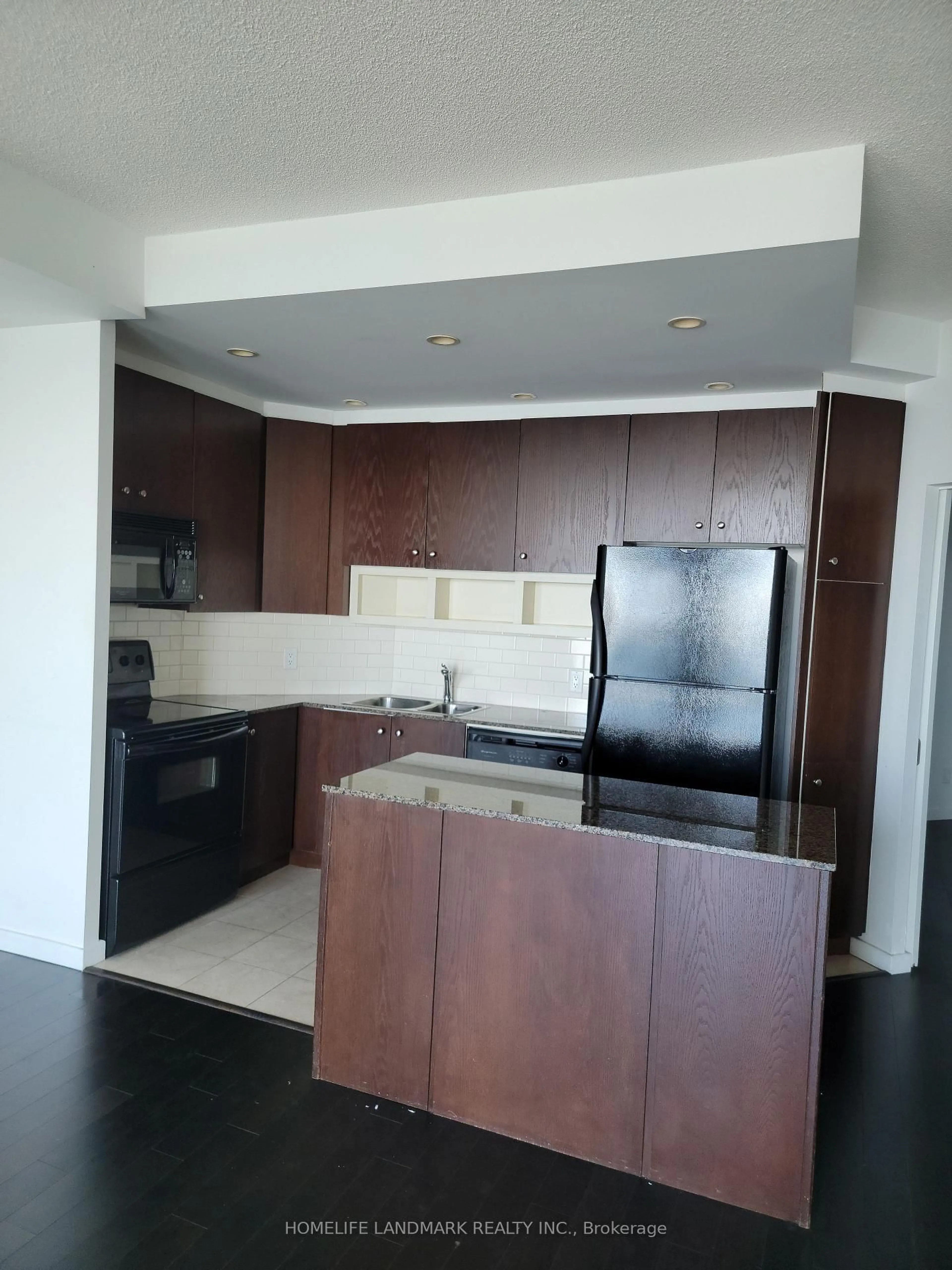 Standard kitchen, unknown for 208 Queens Quay #2110, Toronto Ontario M5J 2Y5