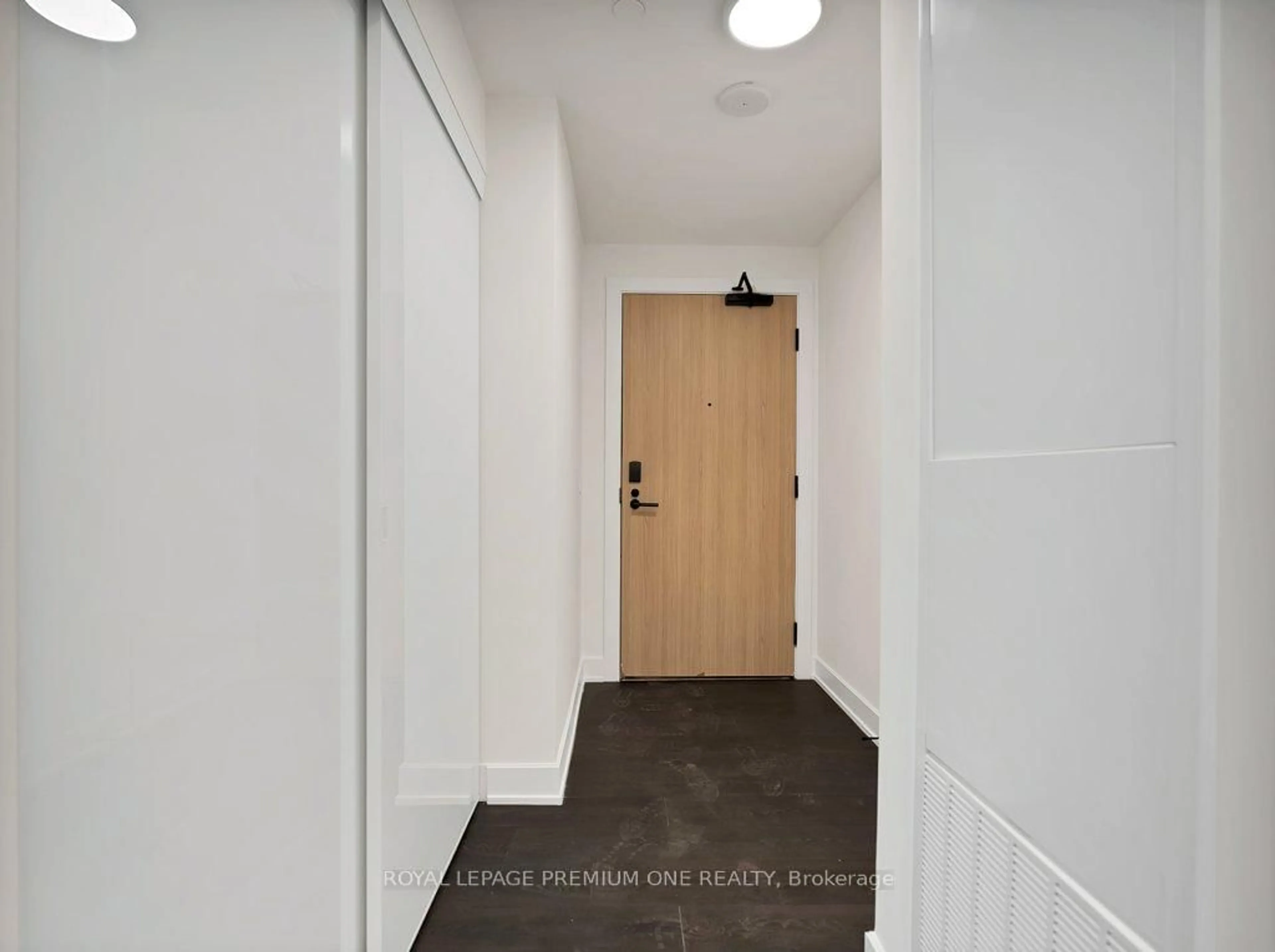 Unknown for 15 Mercer St #2206, Toronto Ontario M5V 1H2