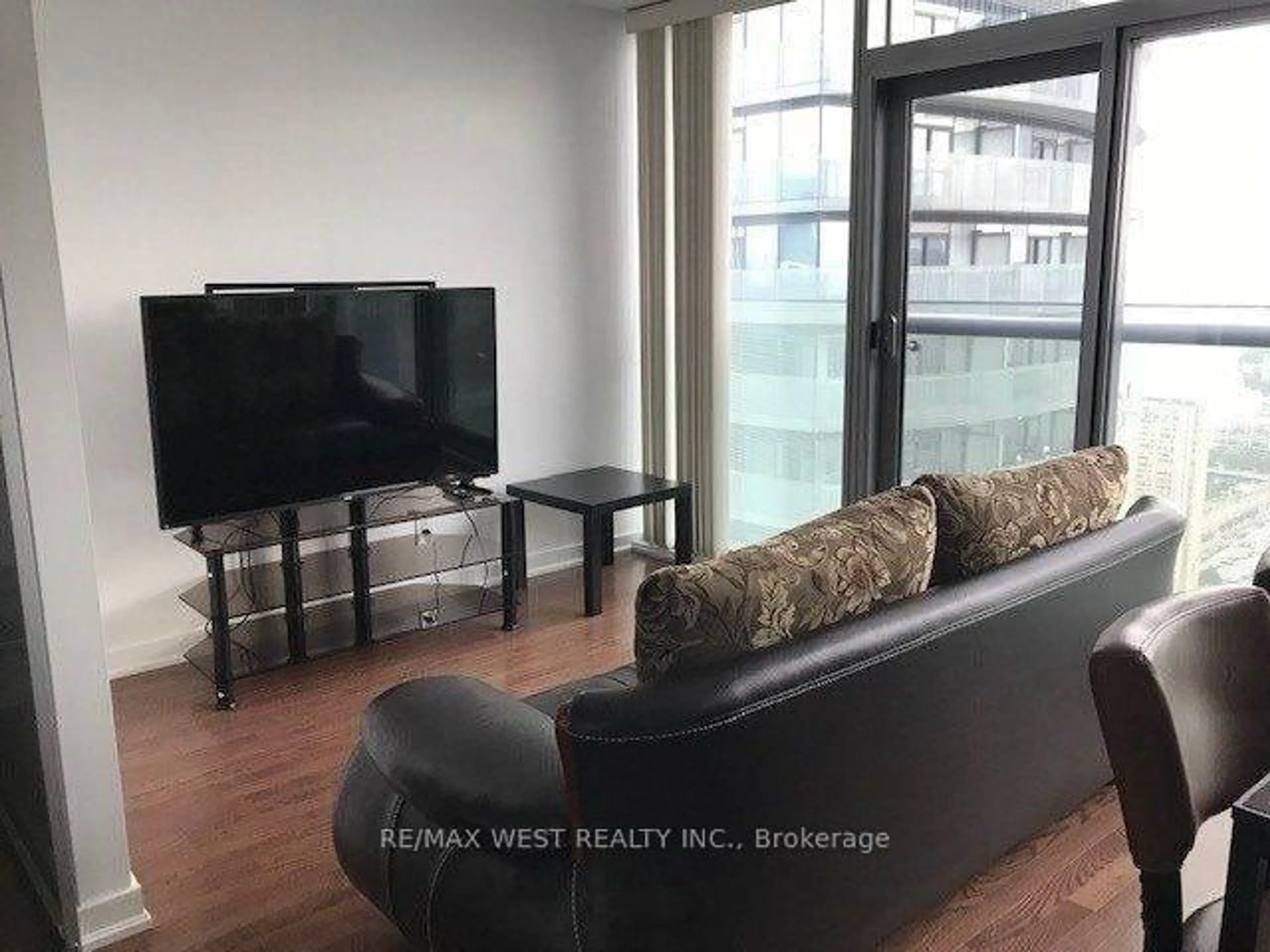 Living room with furniture, unknown for 14 York St #4507, Toronto Ontario M5J 0B1
