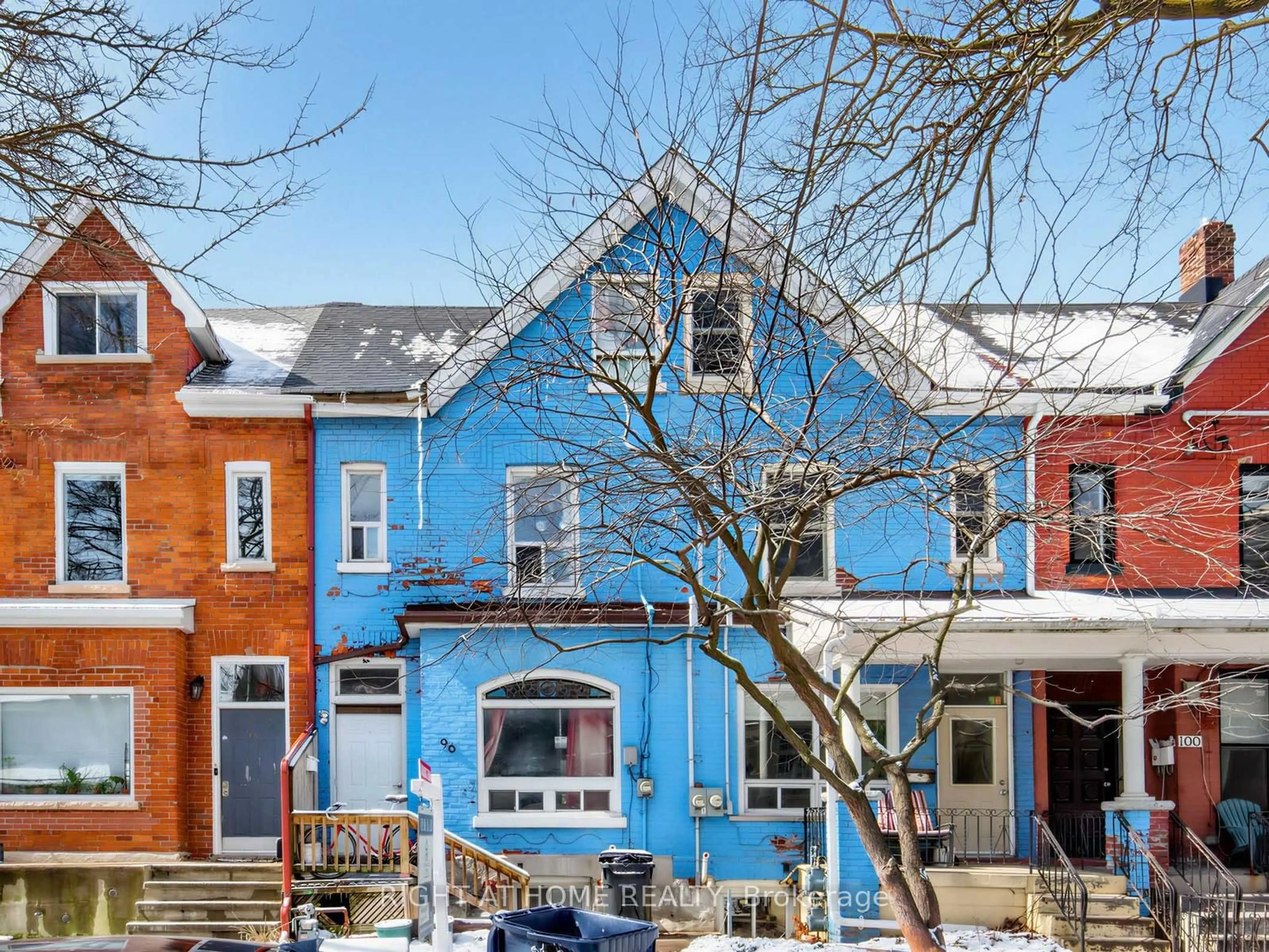 Unknown for 96 Massey St, Toronto Ontario M6J 2T4