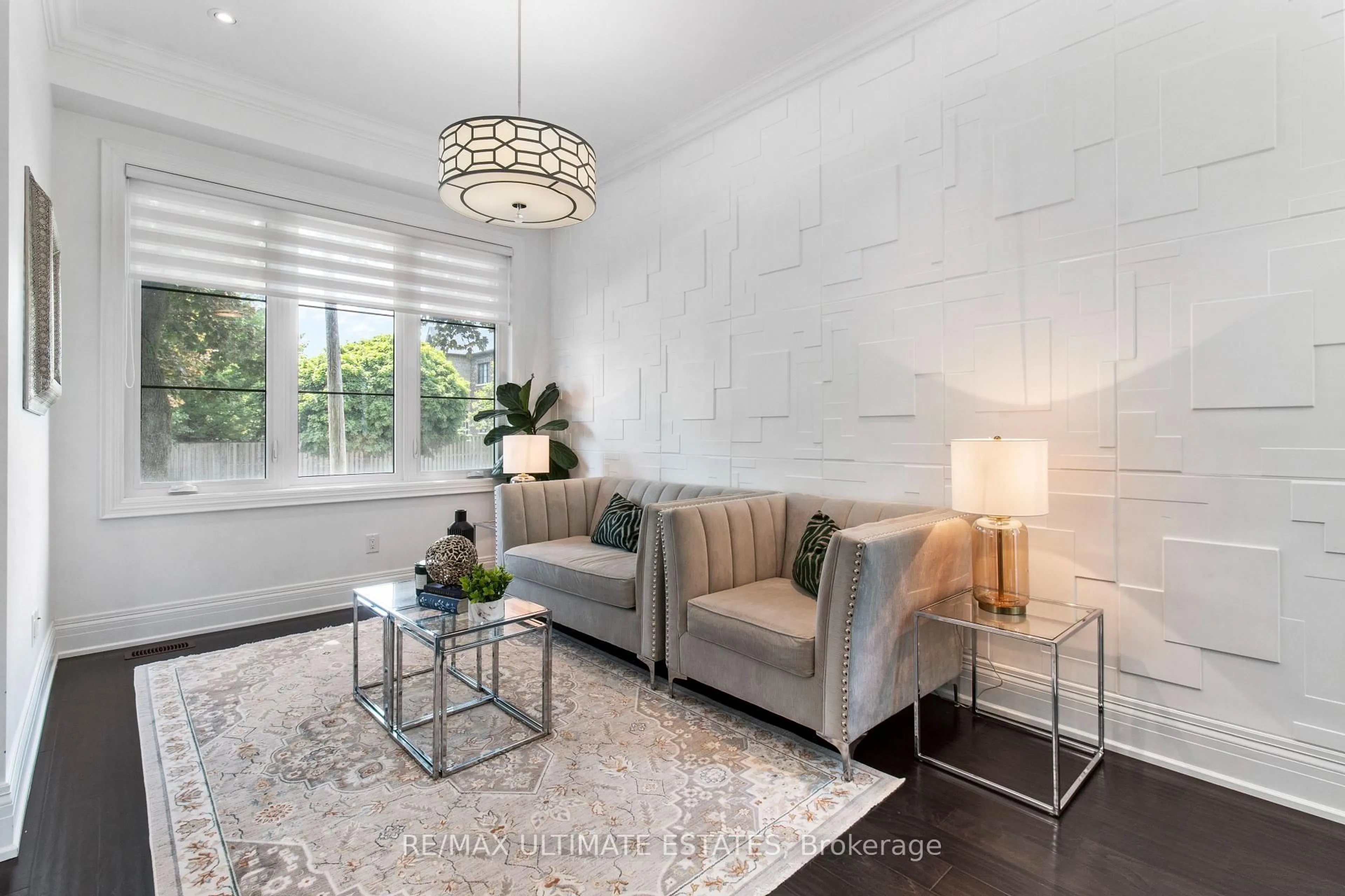 Living room with furniture, unknown for 38 Devondale Ave, Toronto Ontario M2R 2E2