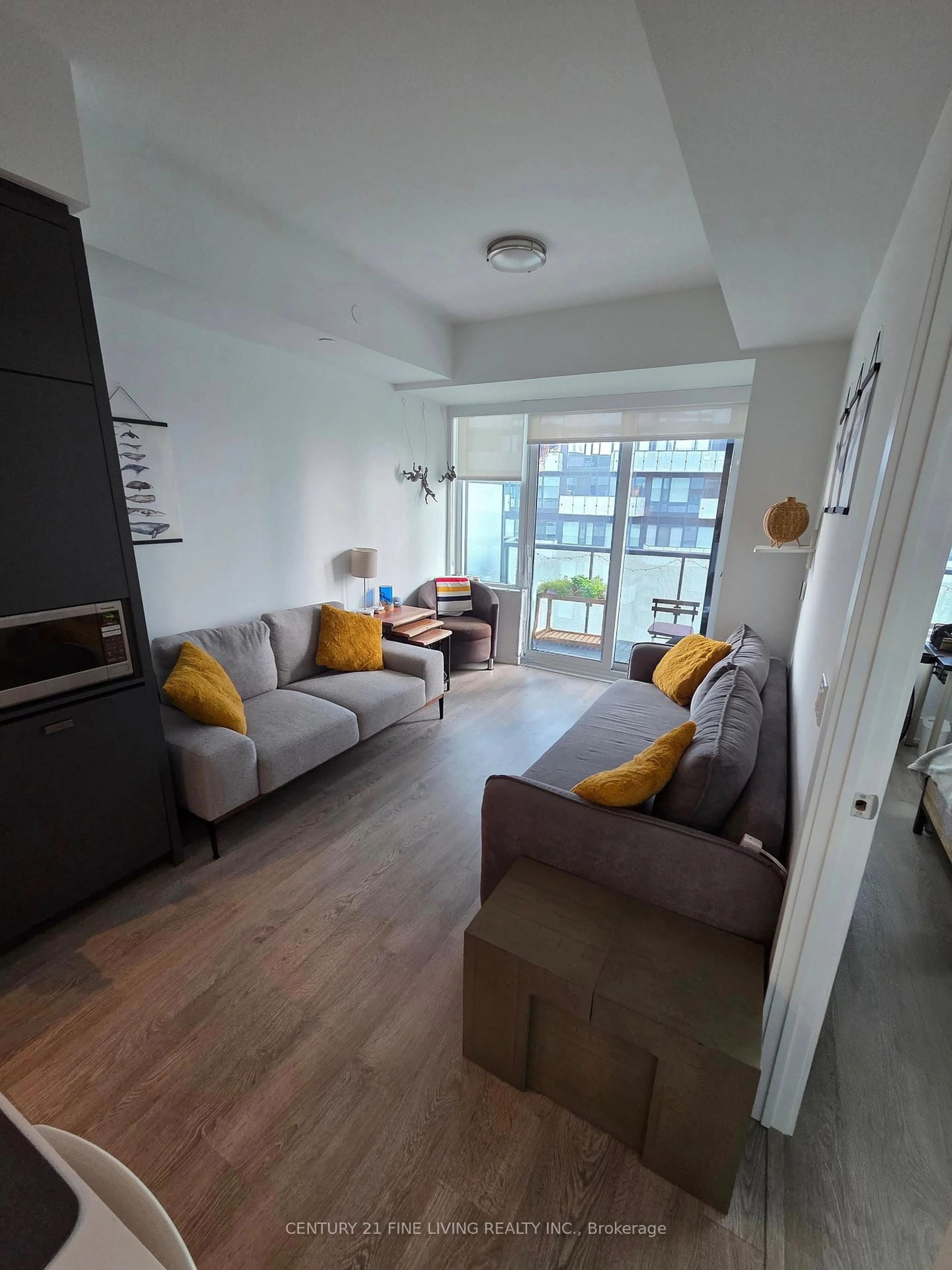 Living room with furniture, unknown for 480 Front St #PH10, Toronto Ontario M5V 0V5