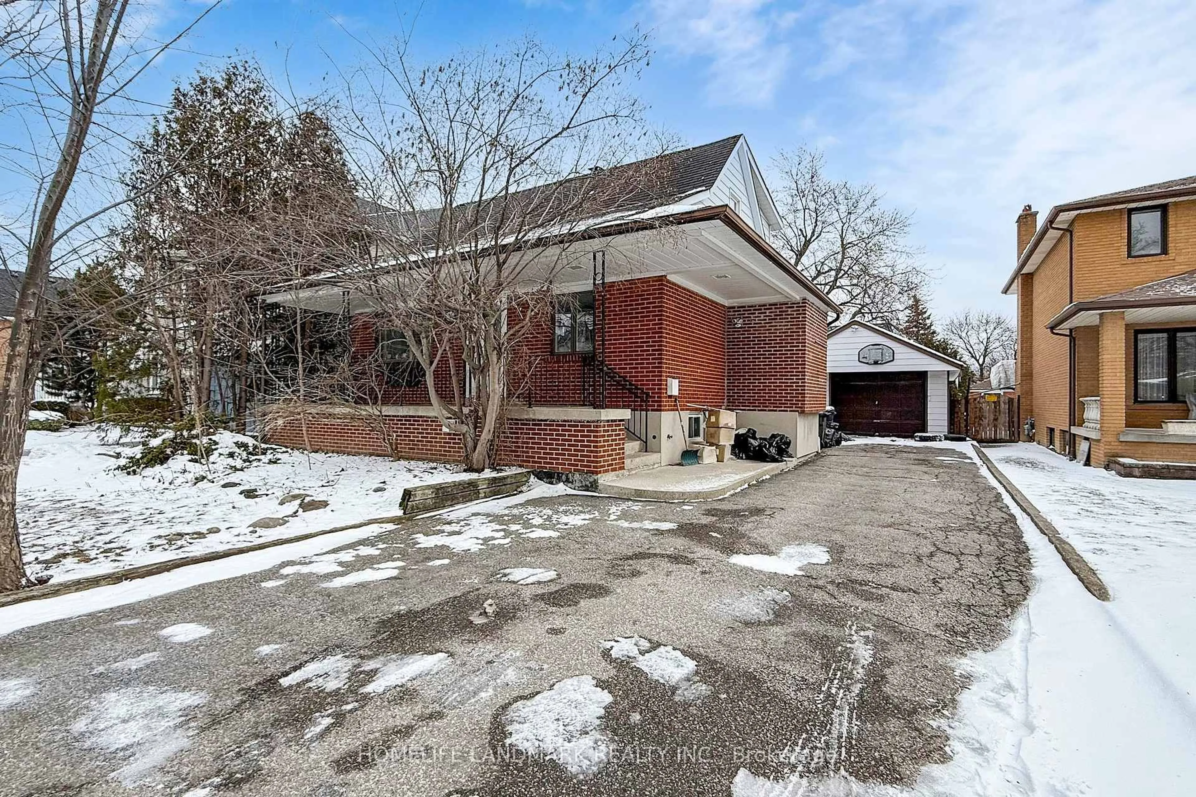 Home with brick exterior material, street for 223 Pleasant Ave, Toronto Ontario M2M 1M6