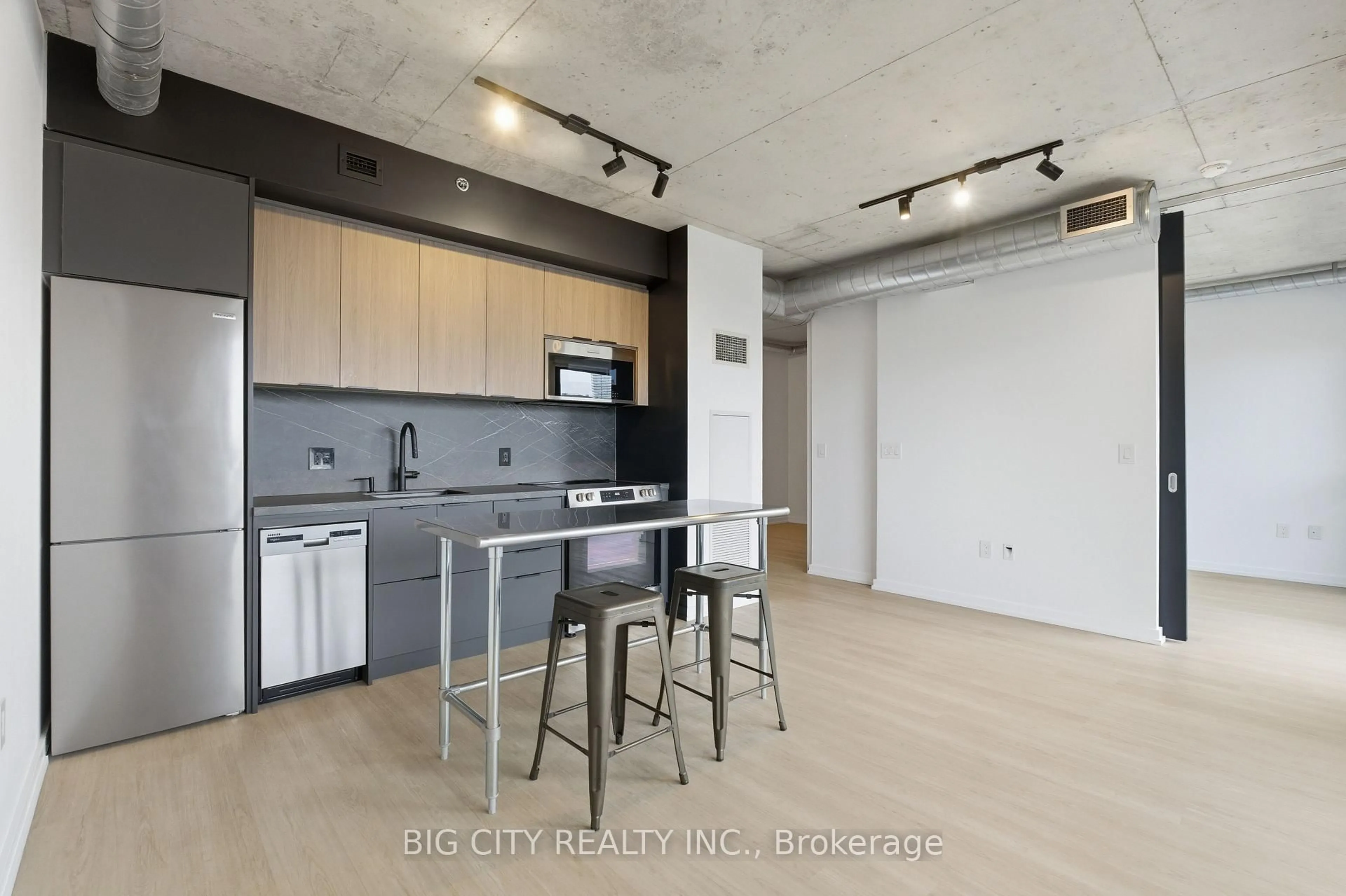 Open concept kitchen, unknown for 47 Lower River St #545, Toronto Ontario M5A 0G1
