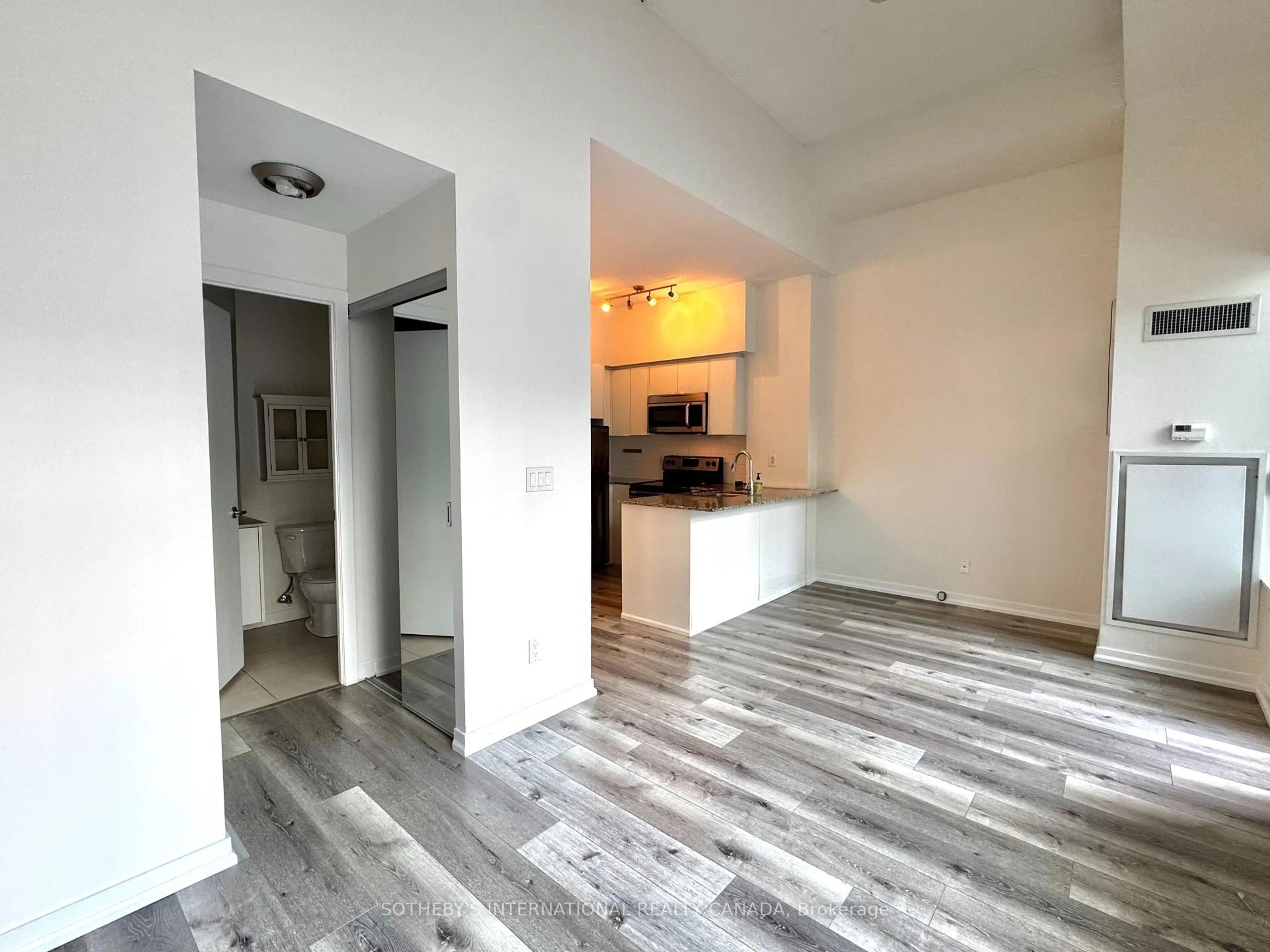 A pic of a room for 55 East Liberty St #108, Toronto Ontario M6K 3P9