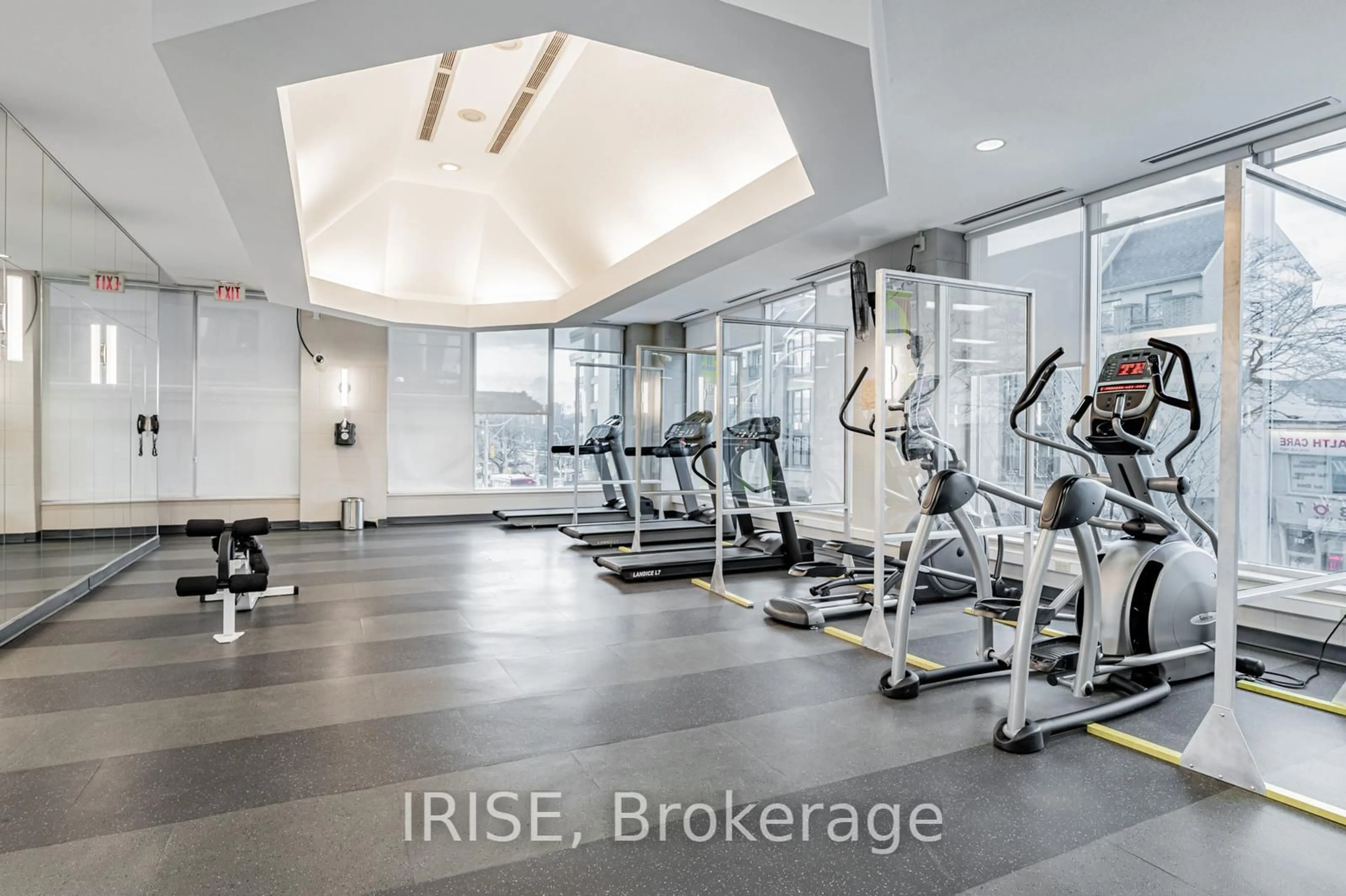 Gym or fitness room for 942 Yonge St #224, Toronto Ontario M4W 3S8