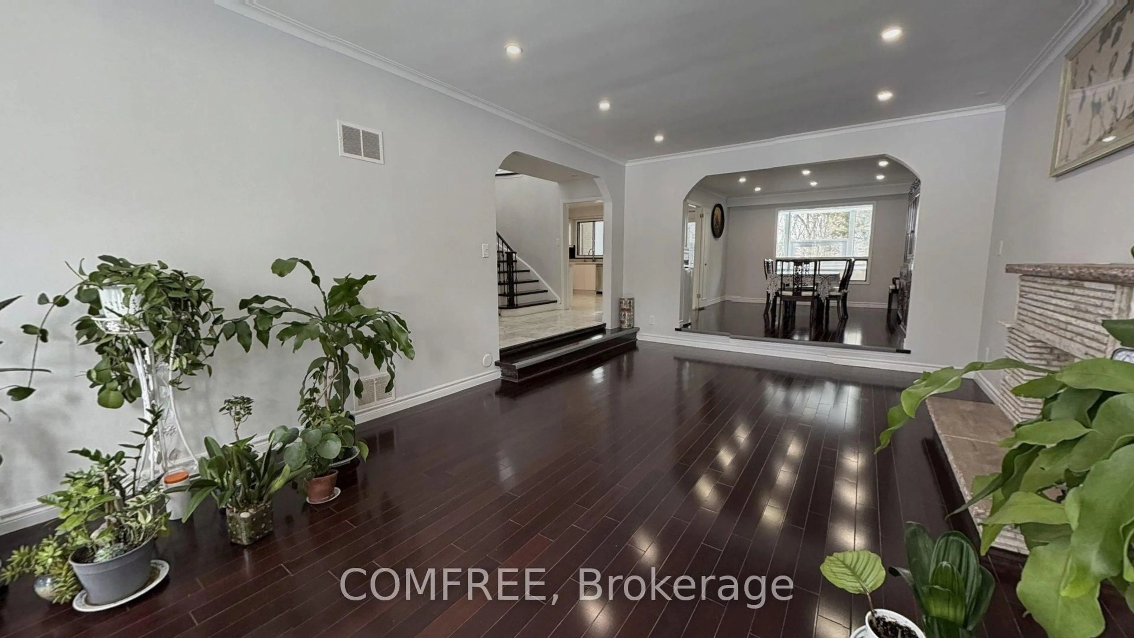 Unknown for 23 Janus Crt, Toronto Ontario M2H 1S3