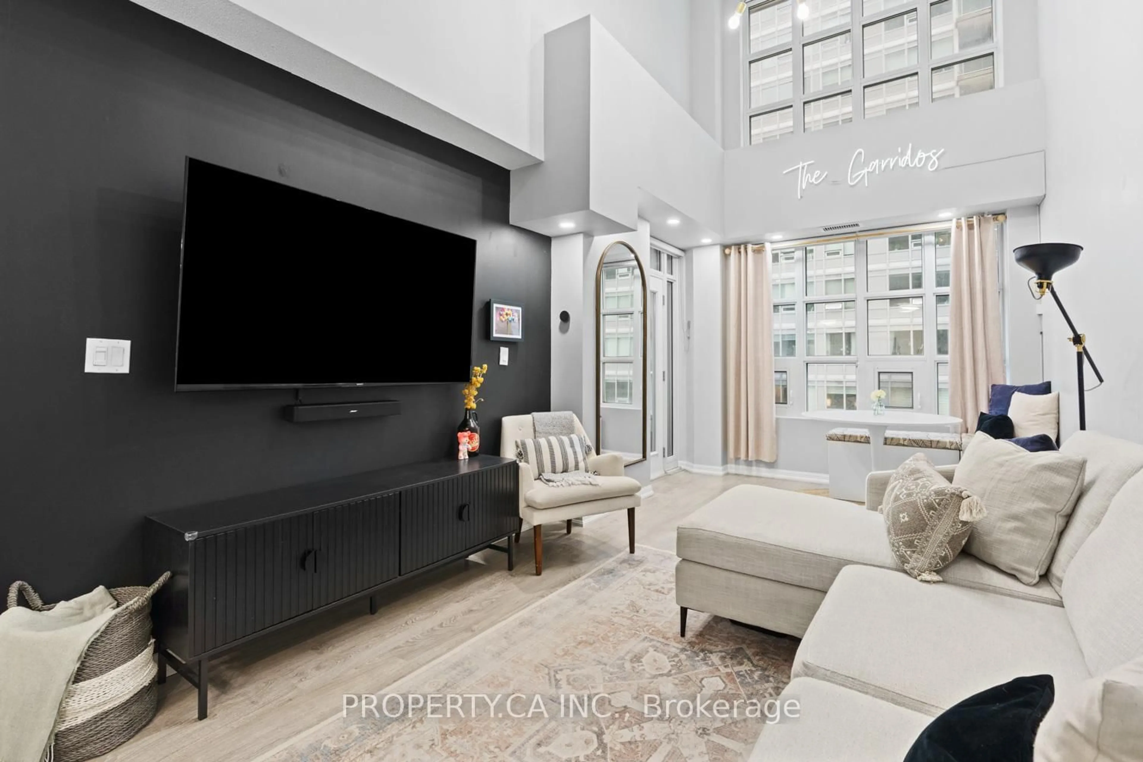 Home theater for 65 East Liberty St #918, Toronto Ontario M6K 3R2