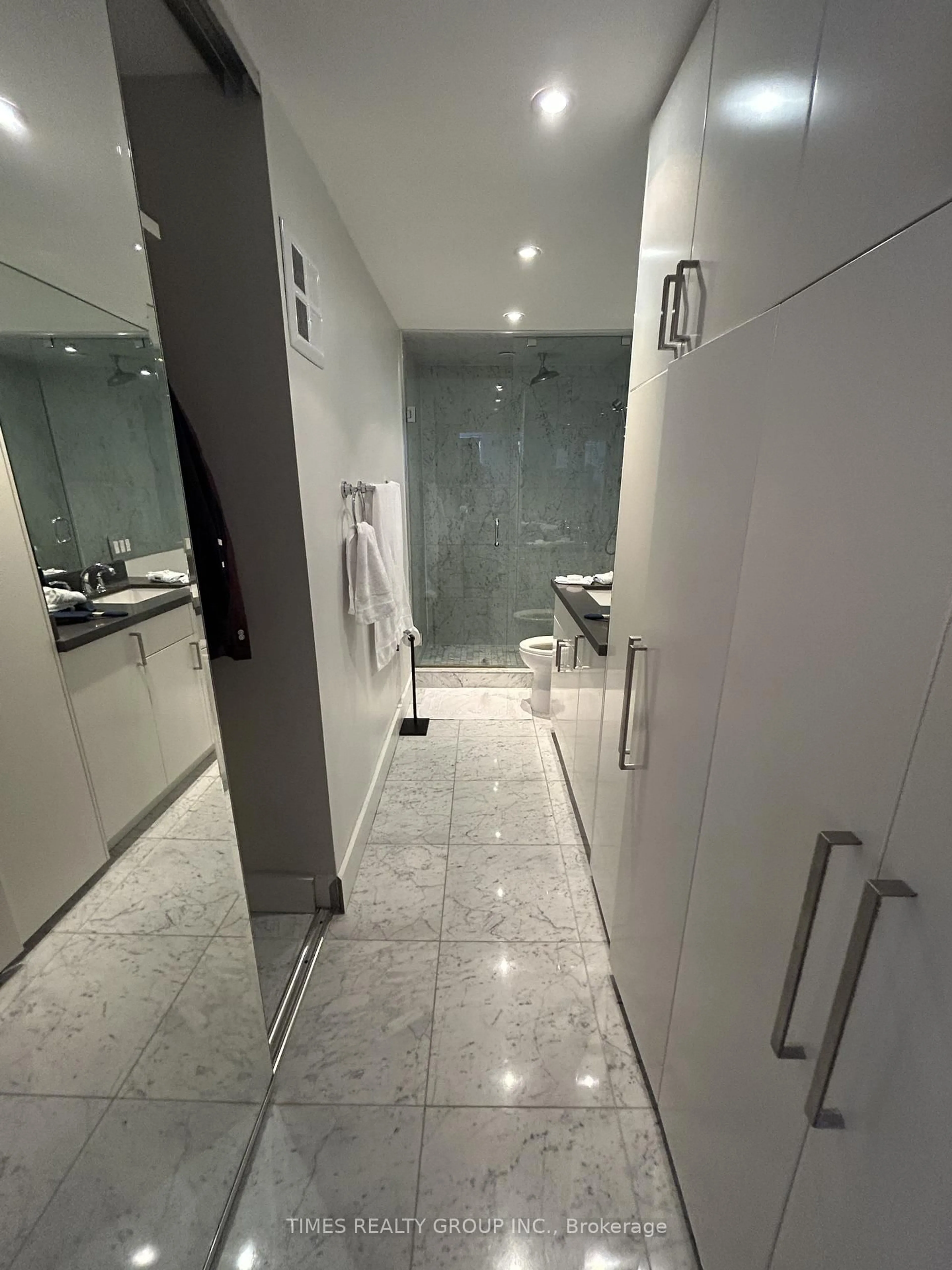 Contemporary bathroom, ceramic/tile floor for 80 Cumberland St #301, Toronto Ontario M5R 3V1