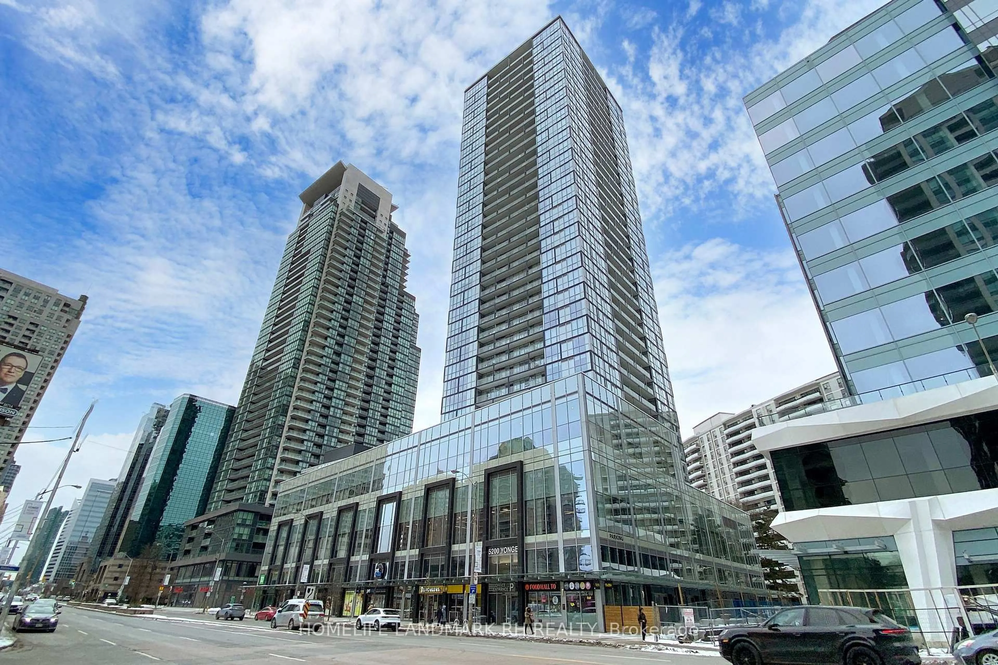 Patio, street for 5180 Yonge St #403, Toronto Ontario M2N 5P6