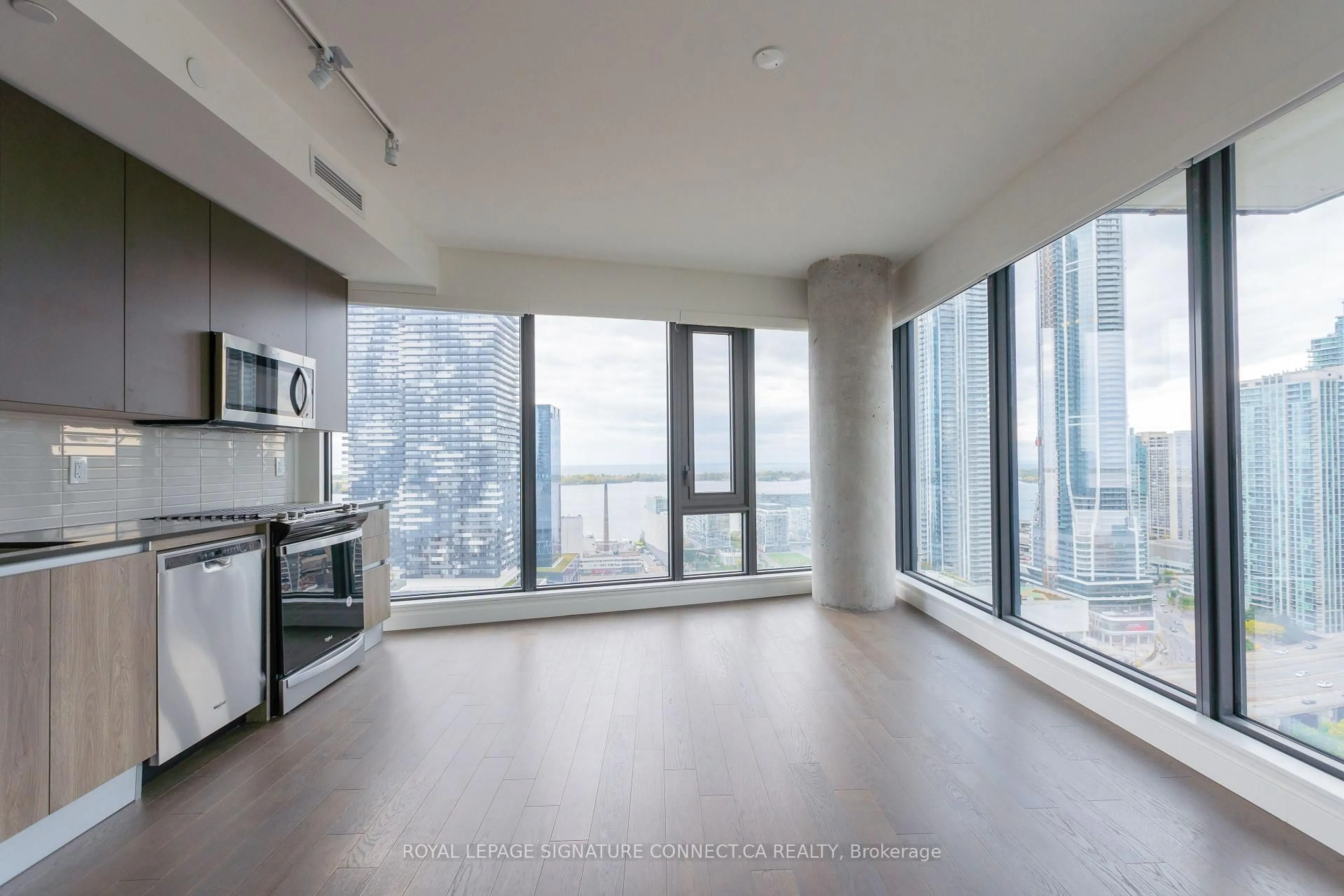 Unknown for 2A Church St #2703, Toronto Ontario M5E 0E1