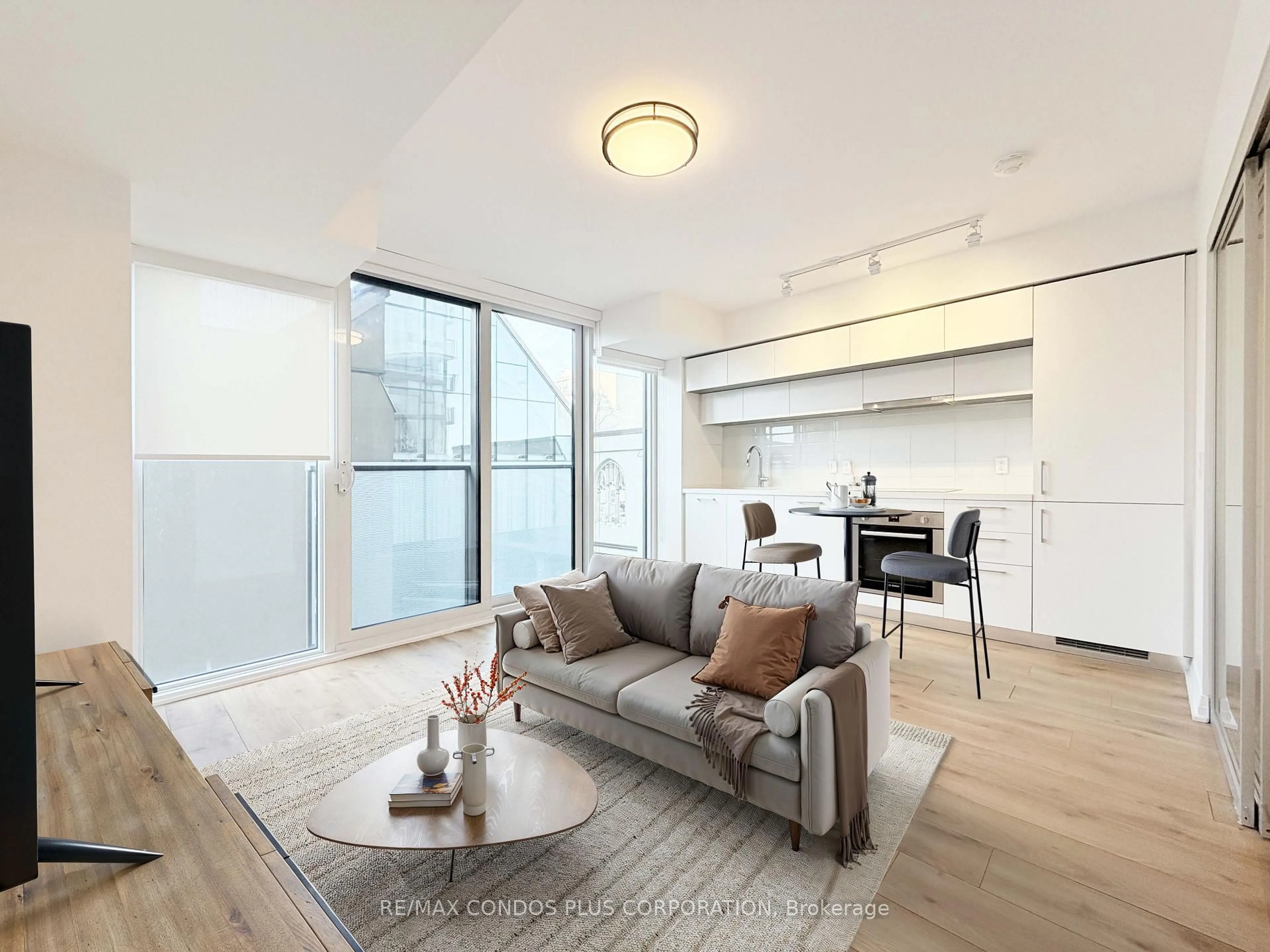 Living room with furniture, unknown for 99 Foxbar Rd #306, Toronto Ontario M4V 0B2