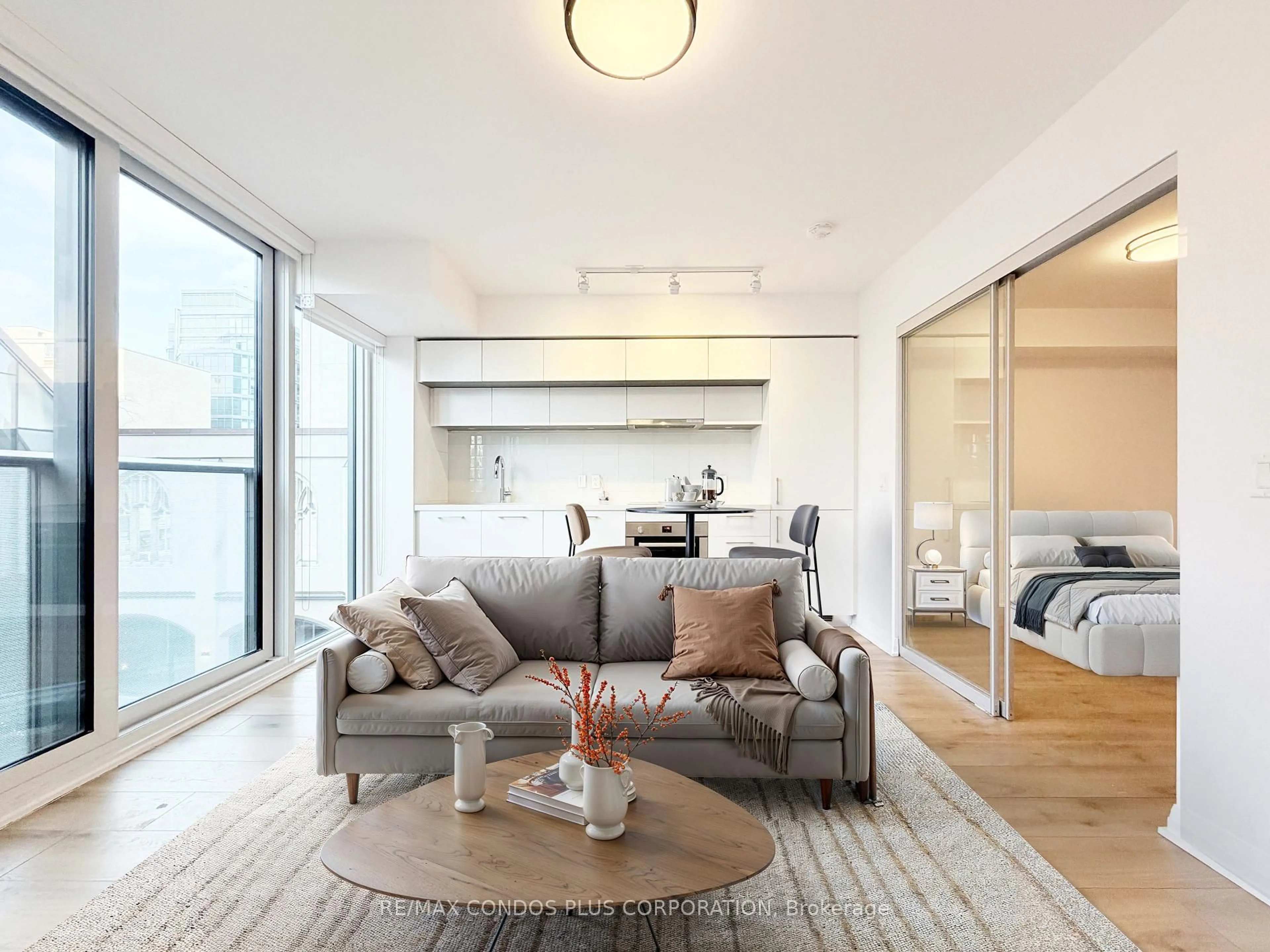 Living room with furniture, unknown for 99 Foxbar Rd #306, Toronto Ontario M4V 0B2